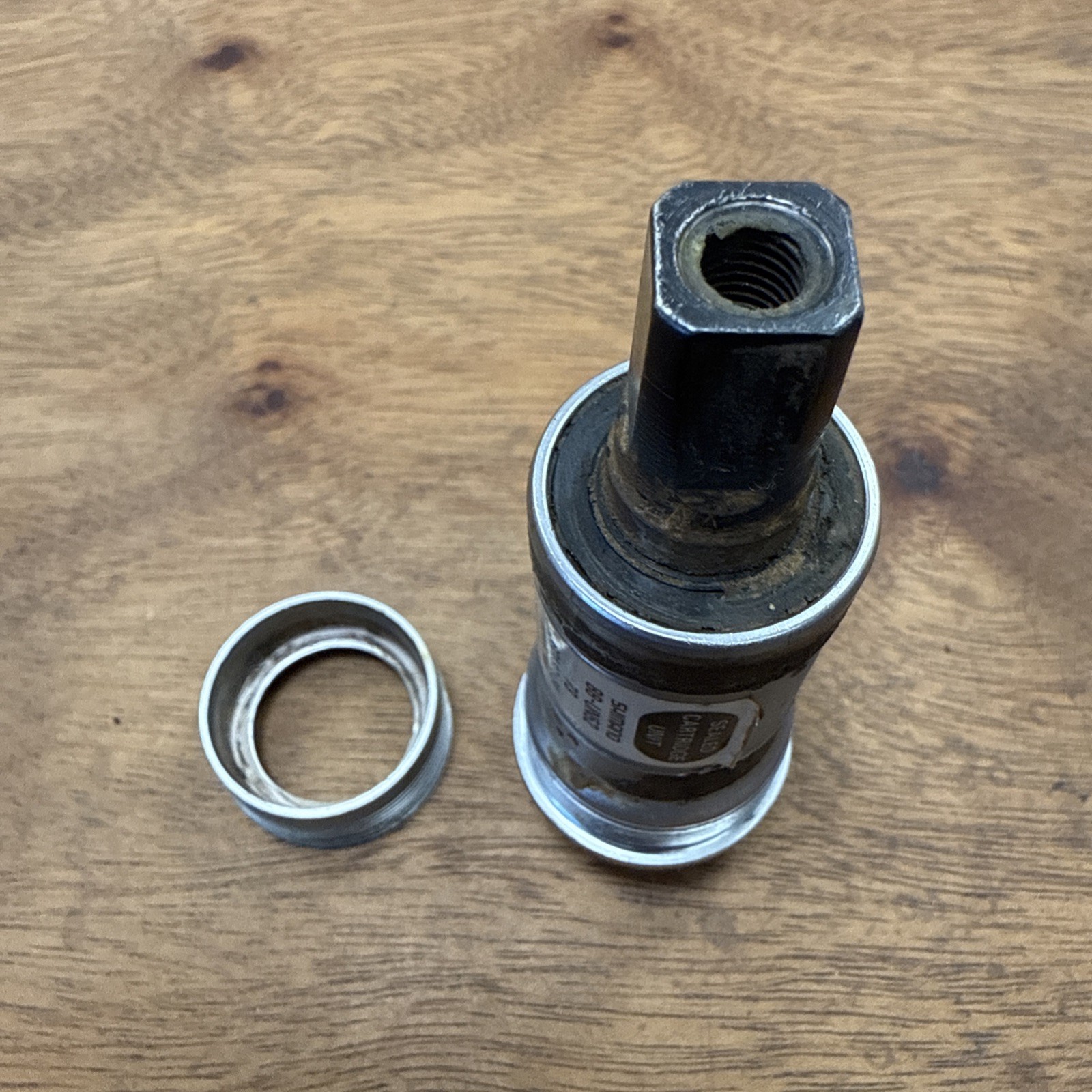 Shimano Deore BB-UN52 Bottom Bracket Square Taper 73mm Shell 109mm