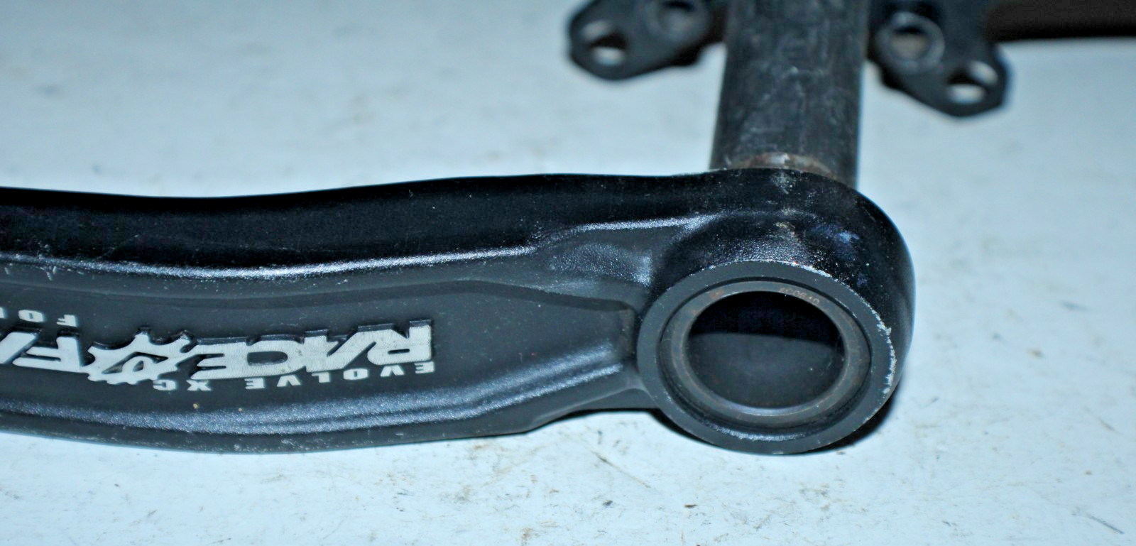 Race Face Evolve XC Triple Gravel Crankset 175mm ISIS Black 104/64mm USA Shipper