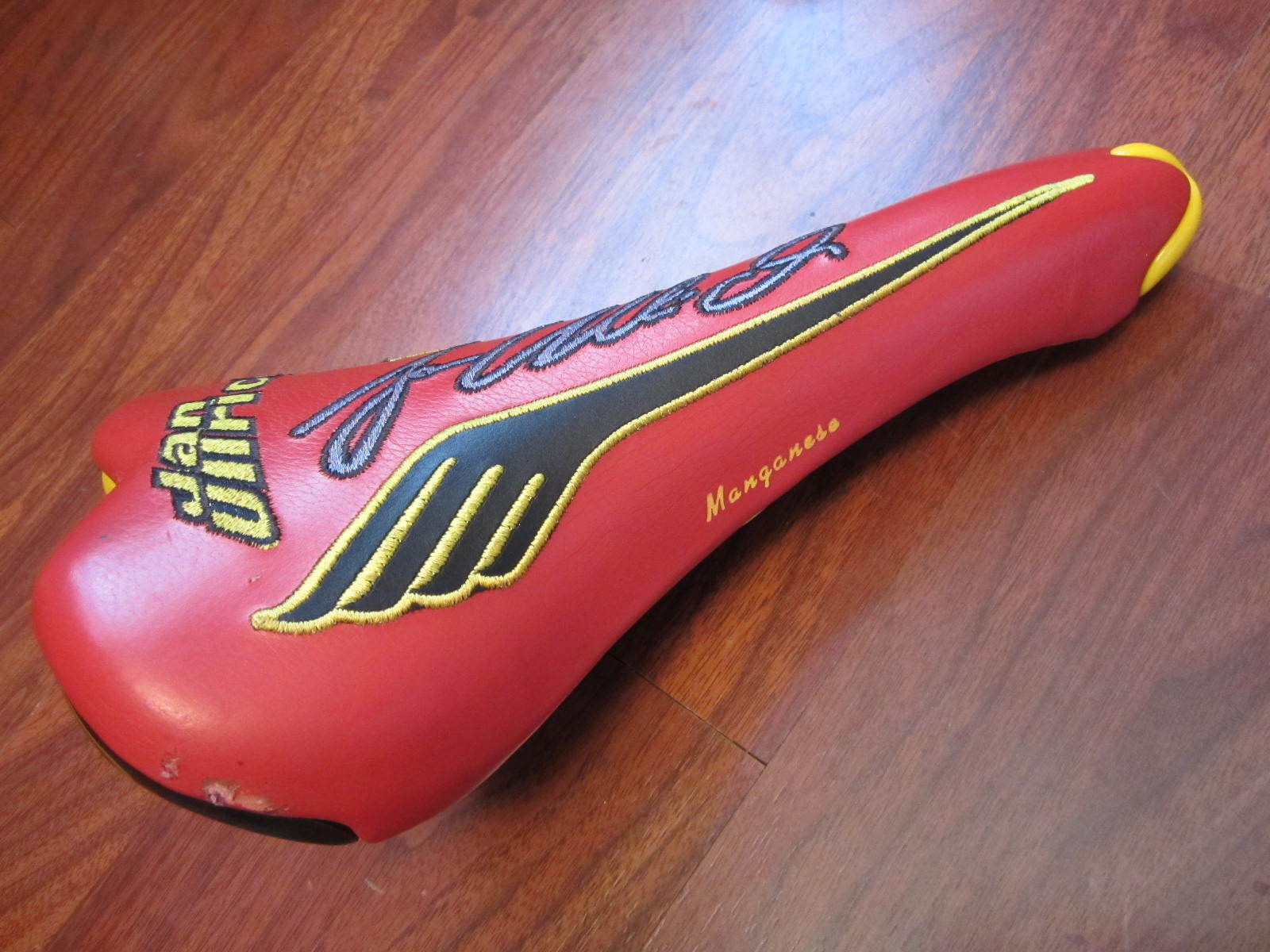 SELLE ITALIA TURBO MATIC 3 MANGANESE RAIL JAN ULLRICH SIGNATURE SADDLE RED YELLO