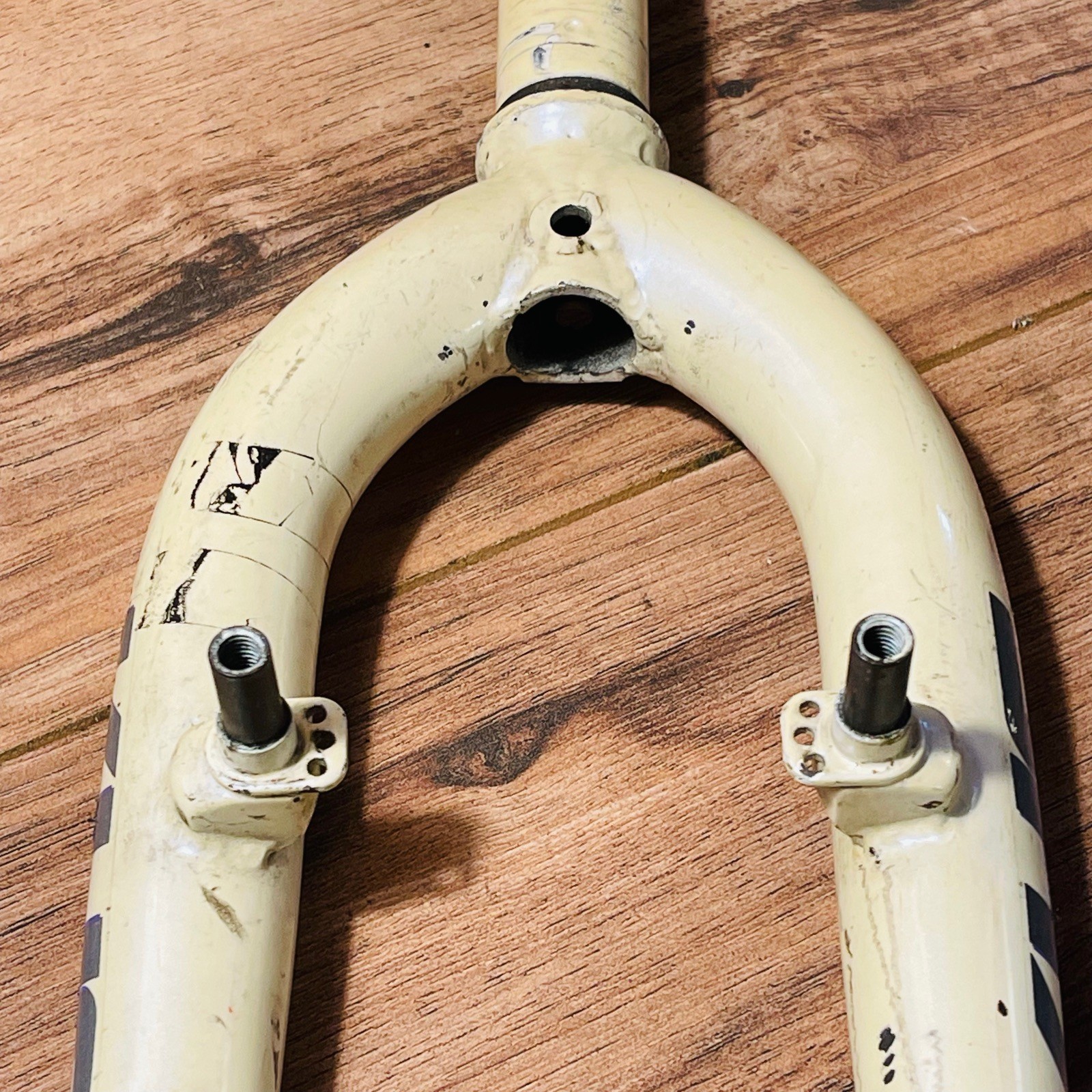 Vintage KHS 1-inch Threaded Rigid MTB Fork 26 132mm White
