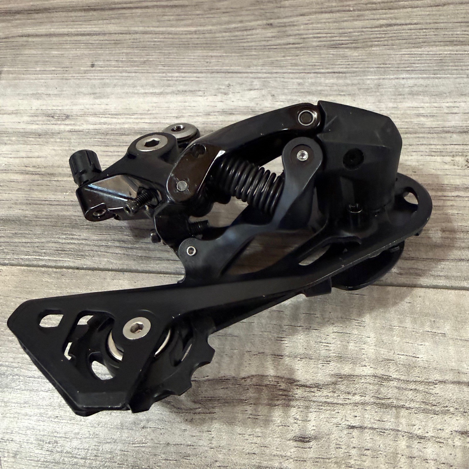 Shimano 105 RD-R7000 GS  Medium Cage 11 Speed Rear Derailleur SUPER CLEAN