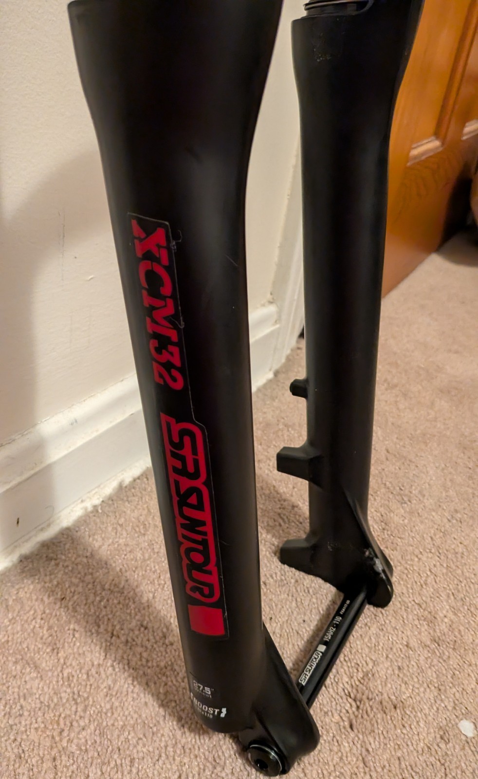 SR Suntour XCM32 1-1/8″ Threadless Boost Suspension Bike Fork Tapered Disc Thru