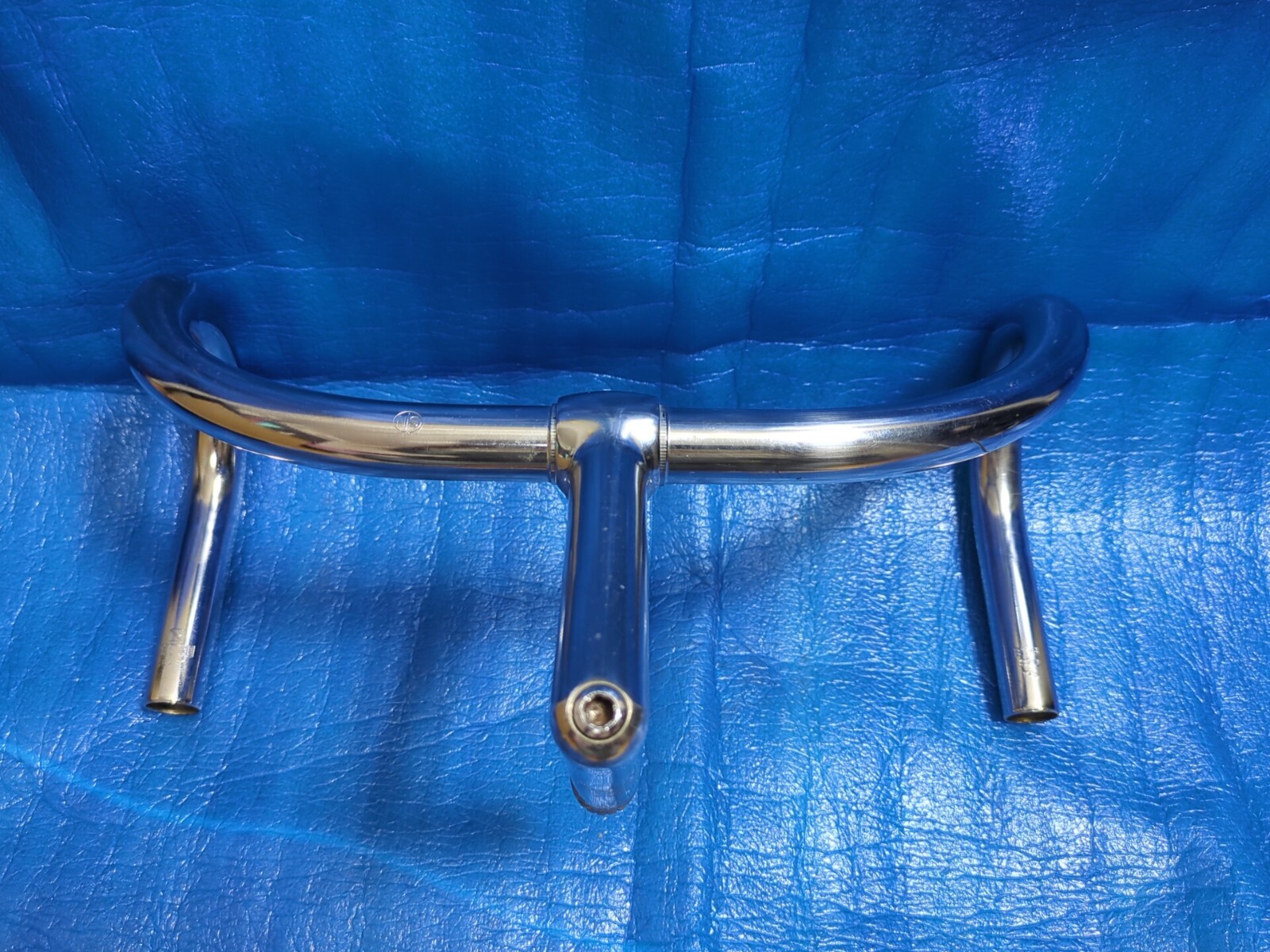 Nitto B123 Steel 370mm NJS Handlebar + Nitto Jaguar 110mm 58 Degree Steel Stem