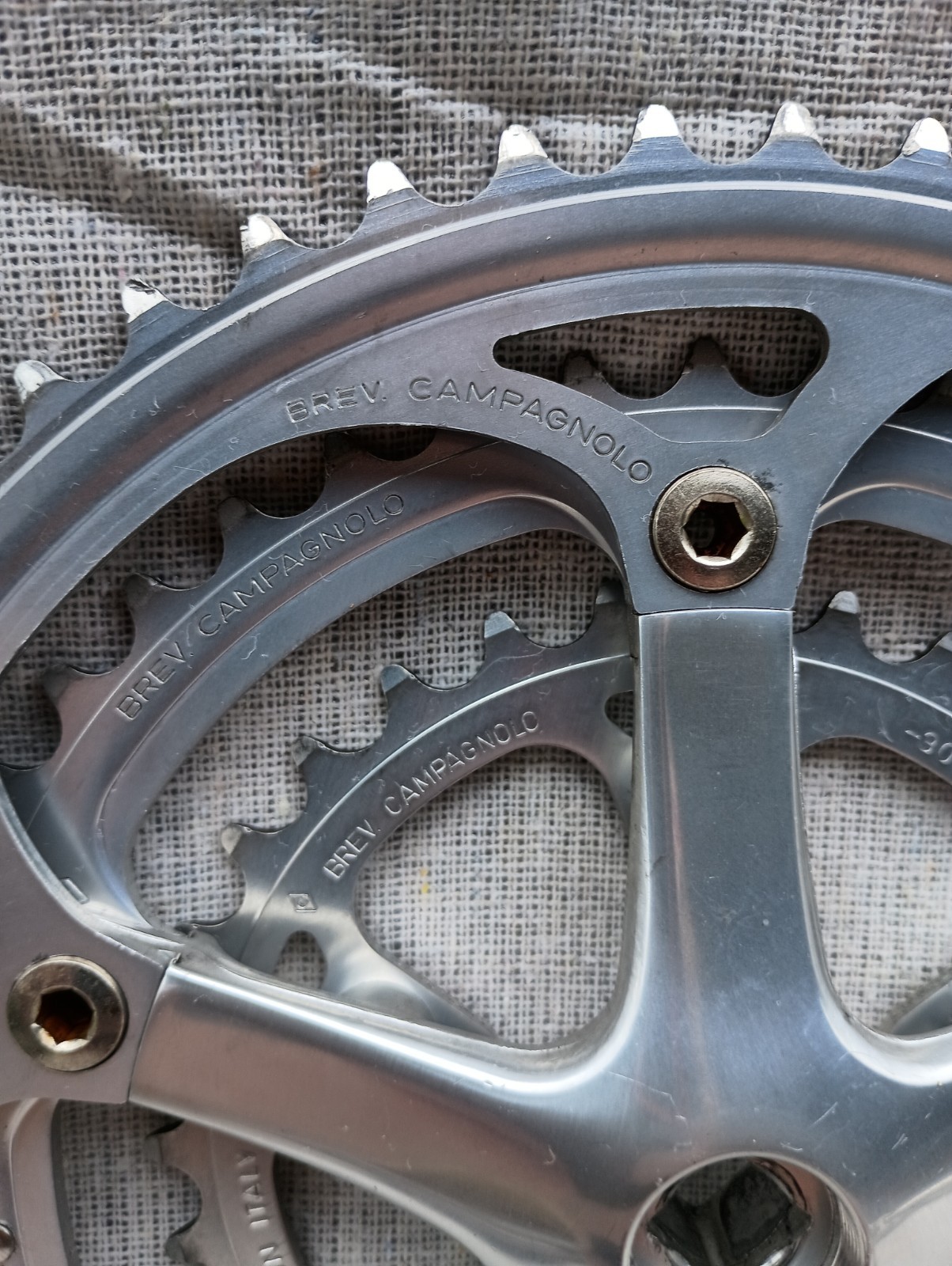 Campagnolo Veloce Triple Crankset, 52/42/30, 170 mm