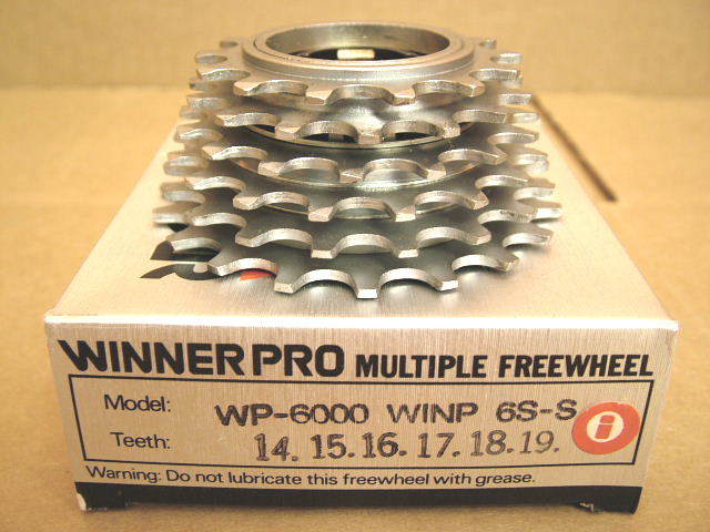New-Old-Stock Suntour Winner Pro 6-Speed Freewheel (14×19) w/Silver Finish