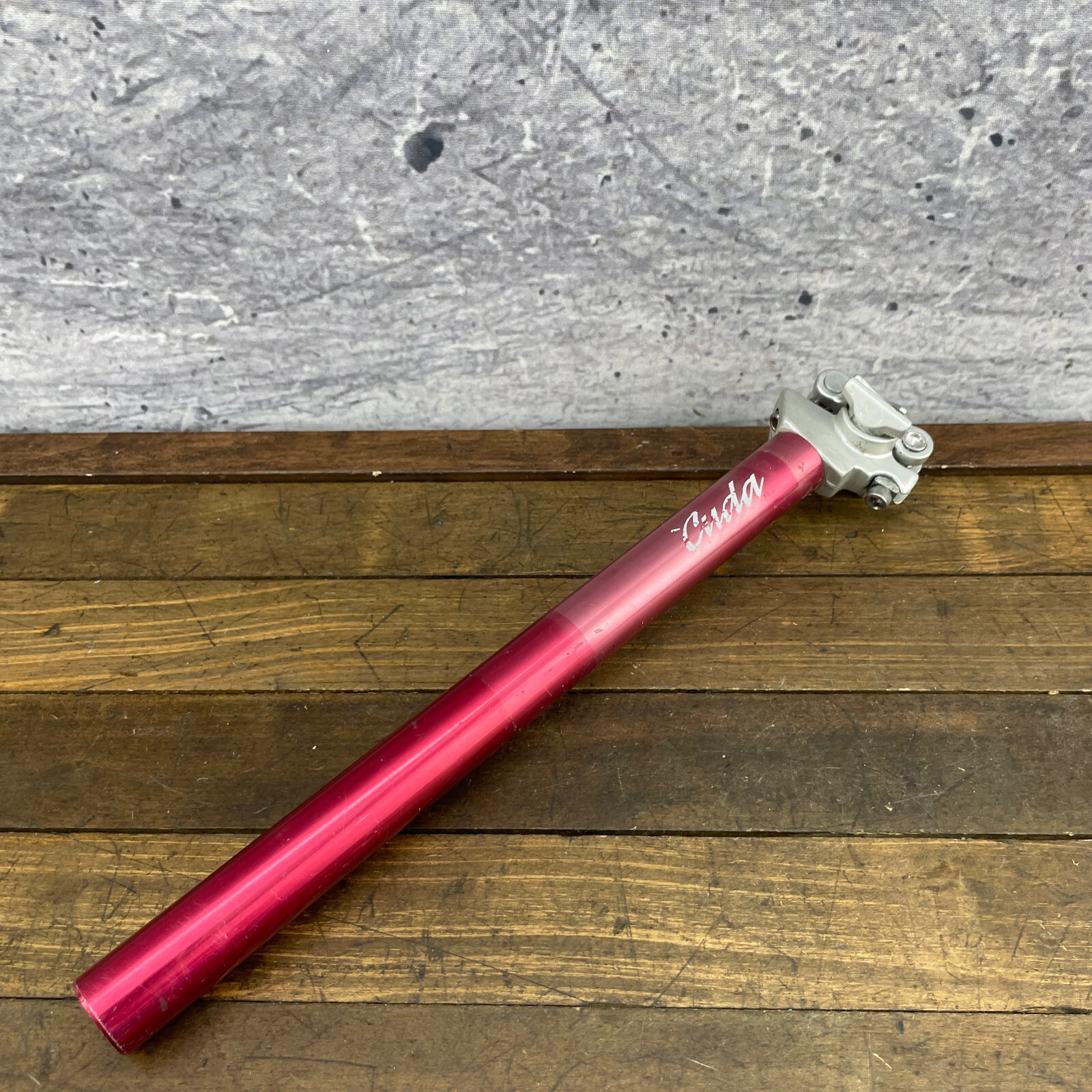 Vintage Cuda Seatpost 27.2 mm Red Barracuda 2 Bolt 350 mm Vintage 90s MTB Faded