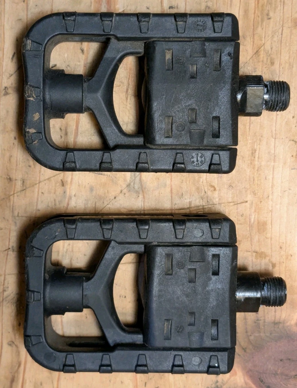Charge Ebike Pedals 9/16″ Black