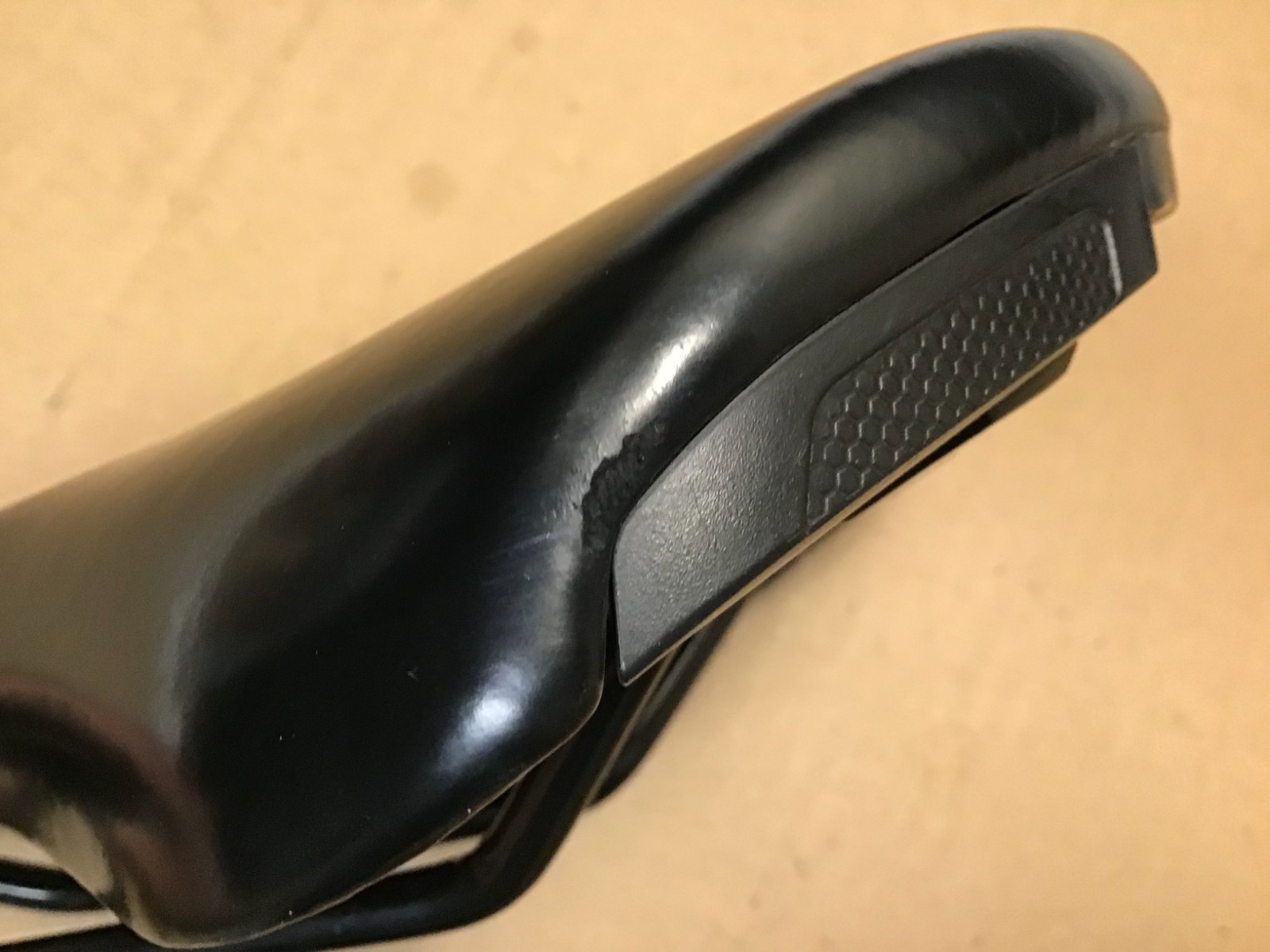 Specialized Myth Women’s Mountain Bike Saddle 155mm Black