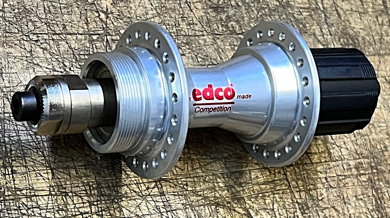 EDCO Competition made in Switzerland 140mm – 7 Speed Only – 40 Hole – MINT