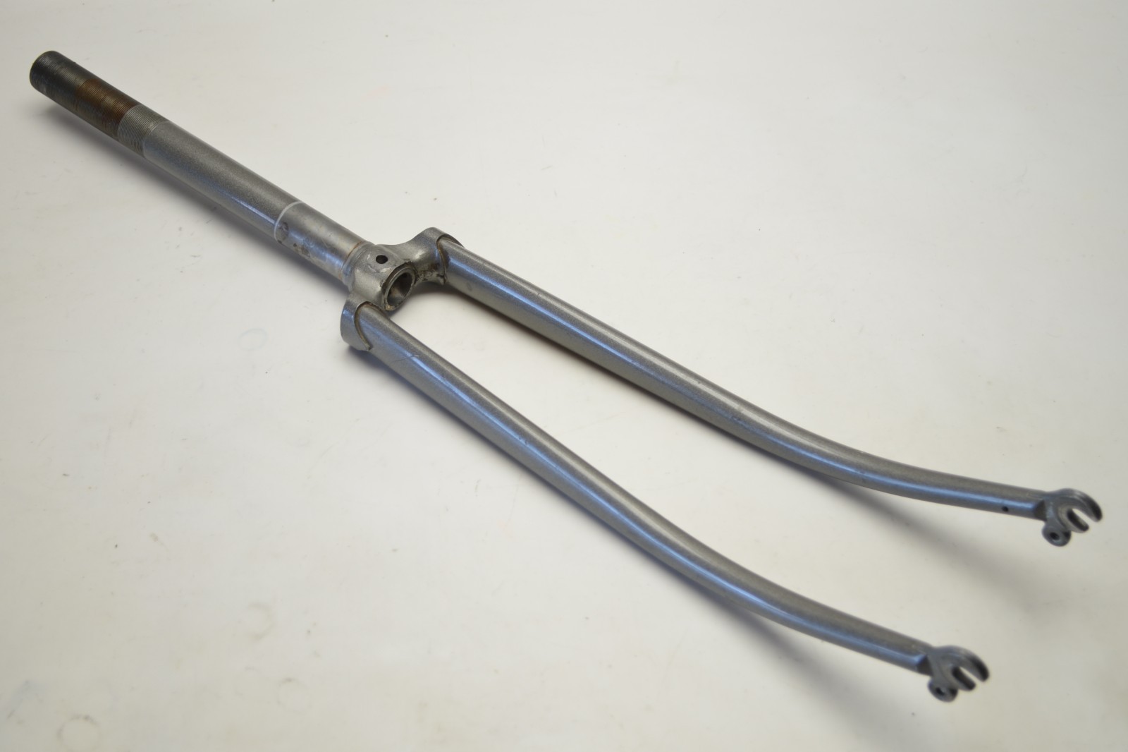 TANGE 2i RACE BICYCLE 27″ WHEEL 1″ THREADED BRAZED CR-MO FORK 245 MM STEERER