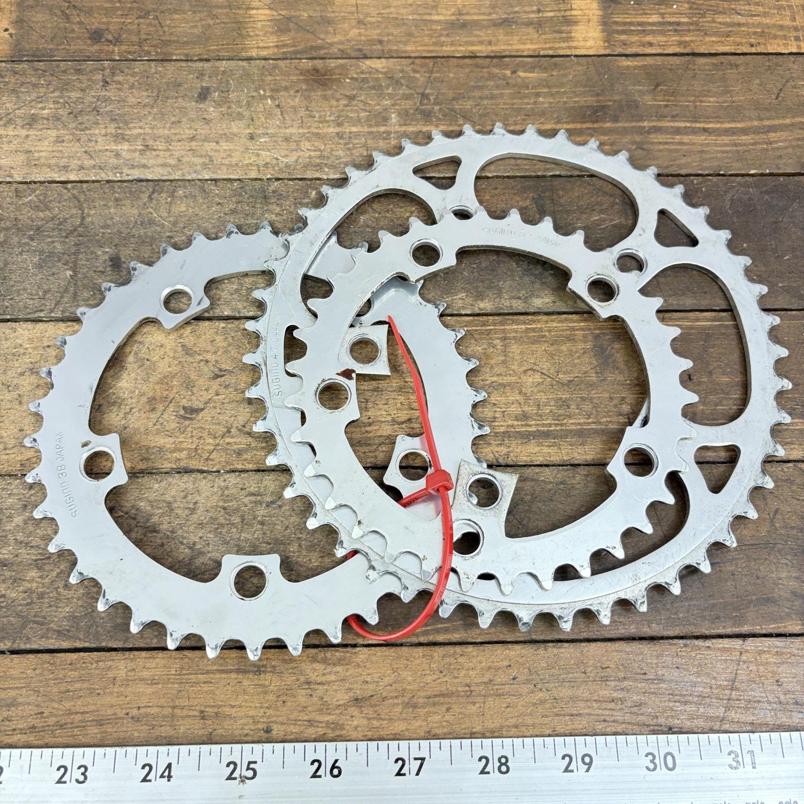 Vintage Sugino Chainring Set 47t 38t 34T 110 BCD Mighty Tour Triple 70s Wear