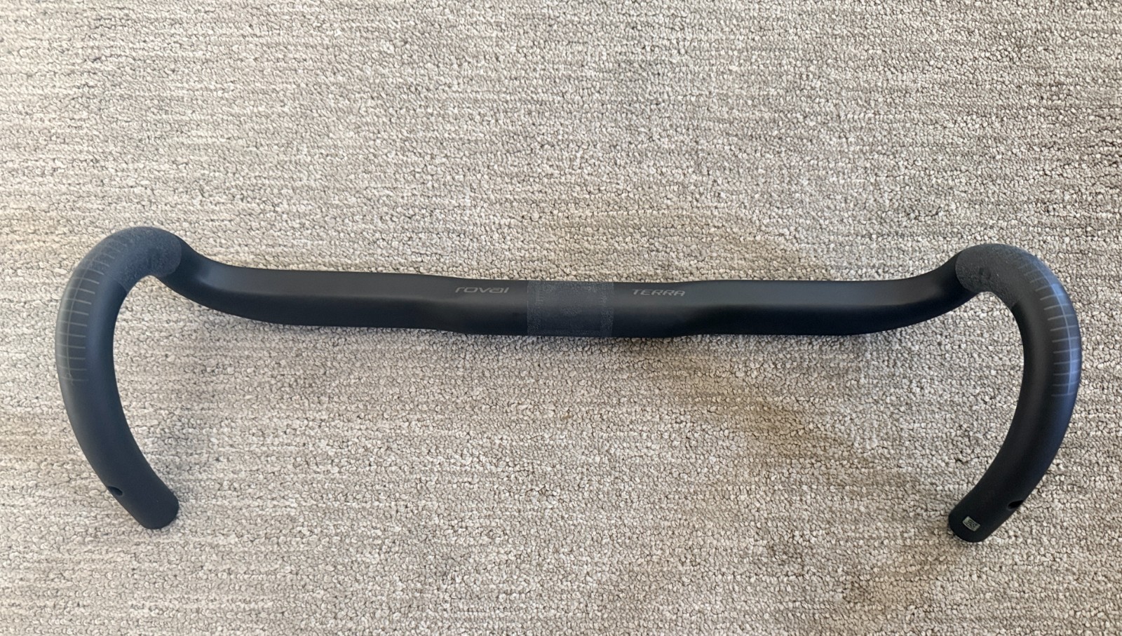 New Takeoff – Roval Terra 42cm Carbon Drop Bar Handlebar