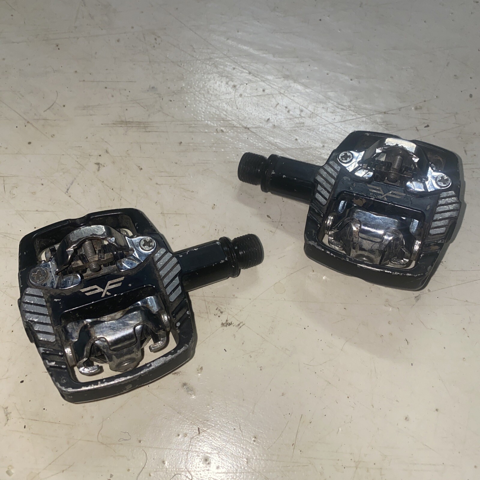 Shimano Compatible SPD Clipless Pedals Left + Right 9/16″ Road Mountain Bike MTB