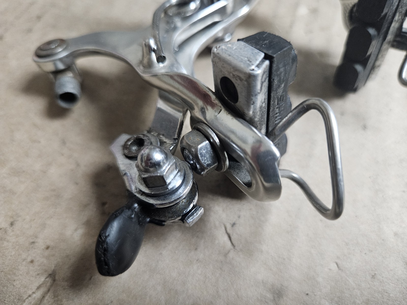 Vintage Shimano 600EX BR-6200 Arabesque Caliper Brakeset, single pivot, nutted