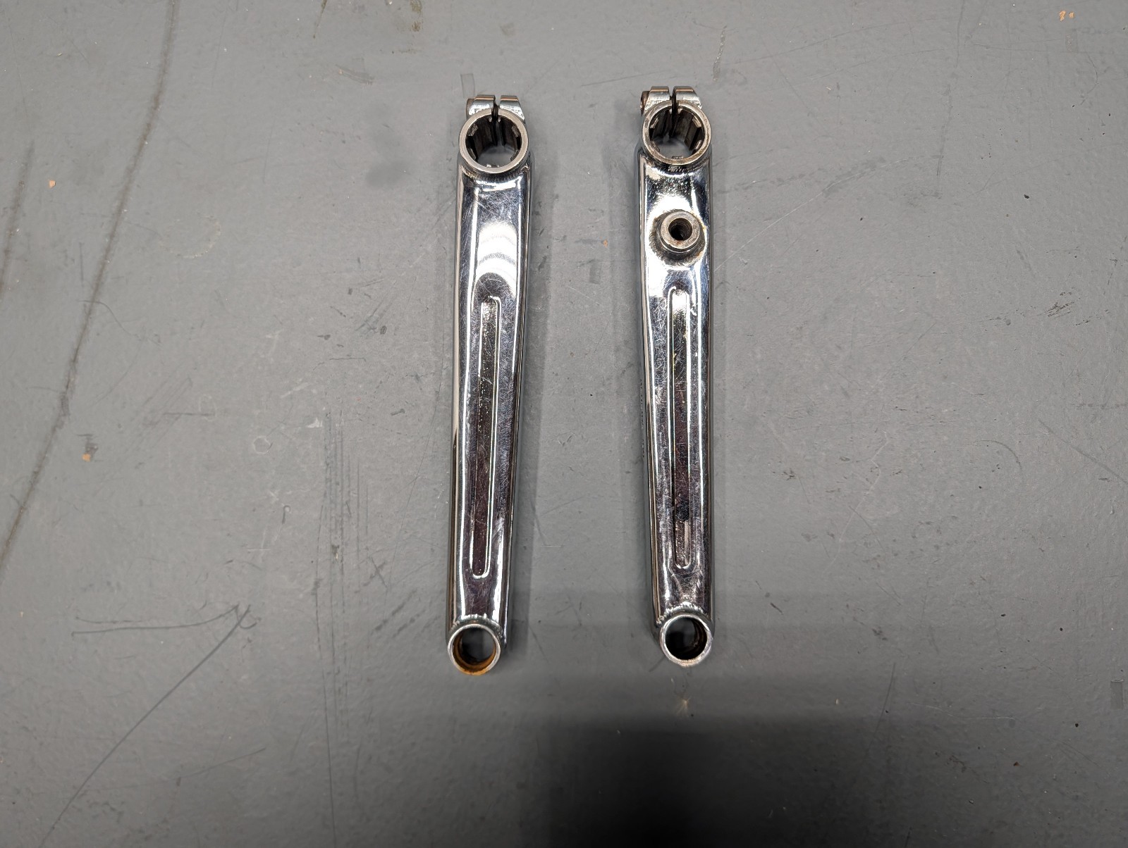 REDLINE FLIGHT 180mm Cranks with bottom bracket – Single pinch half wrap