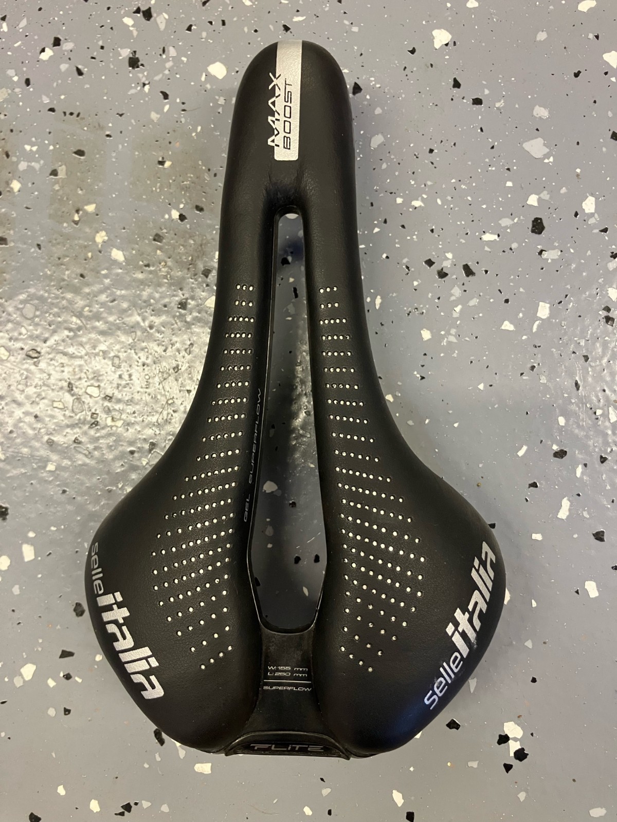 Selle Italia Max Flite Boost Superflow Boost TI 316 Cycling Saddle- Ti Rails