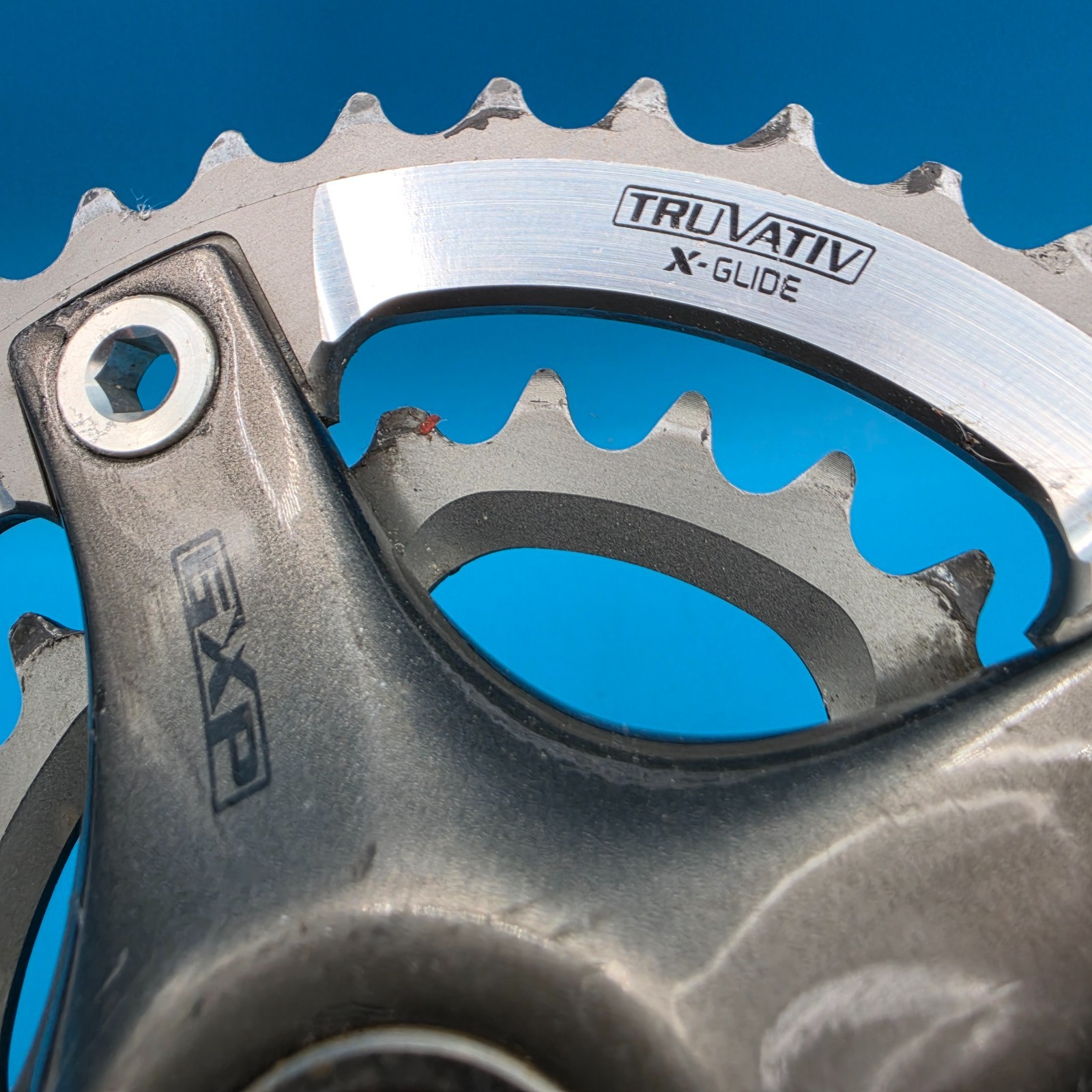 Powered by SRAM – Truvativ XX Double Carbon Fiber Crankset 175mm 39/26t 10sp g13