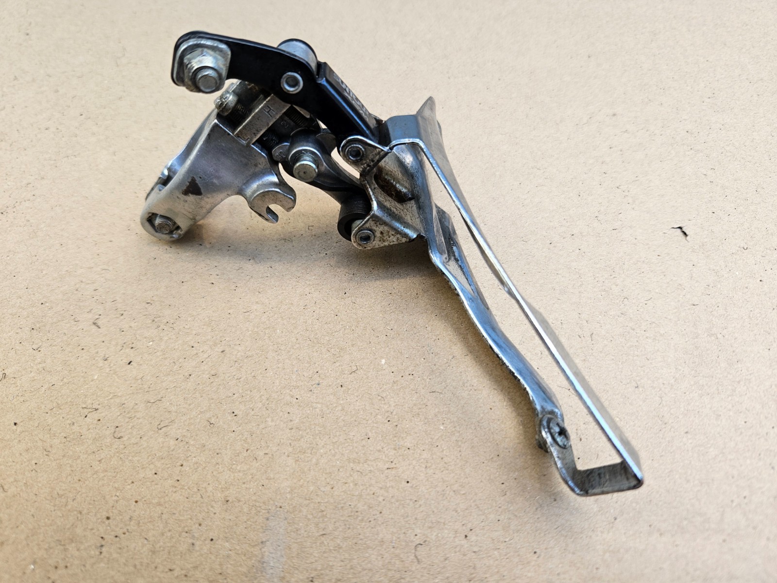 Vintage Suntour XCM Triple Front Derailleur 28.6mm Clamp Bottom Pull low miles
