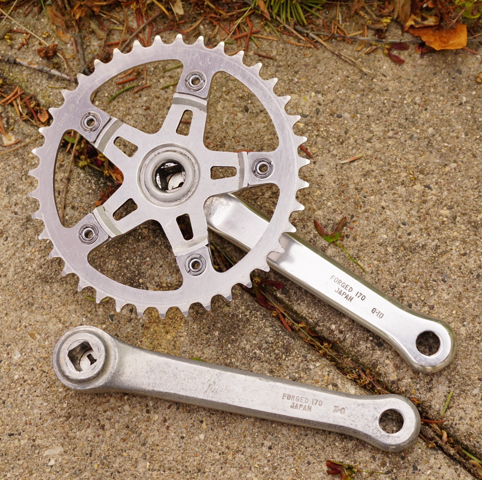 Sugino Super Maxy Crankset 170 Vintage Old School BMX Cranks 39T 1980s Dust Caps