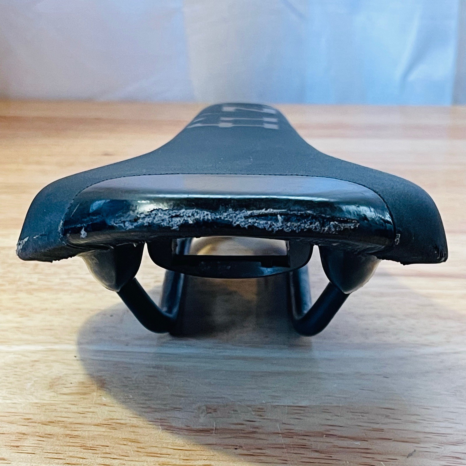 Fizik Tundra 2 Saddle Manganese Rails Black