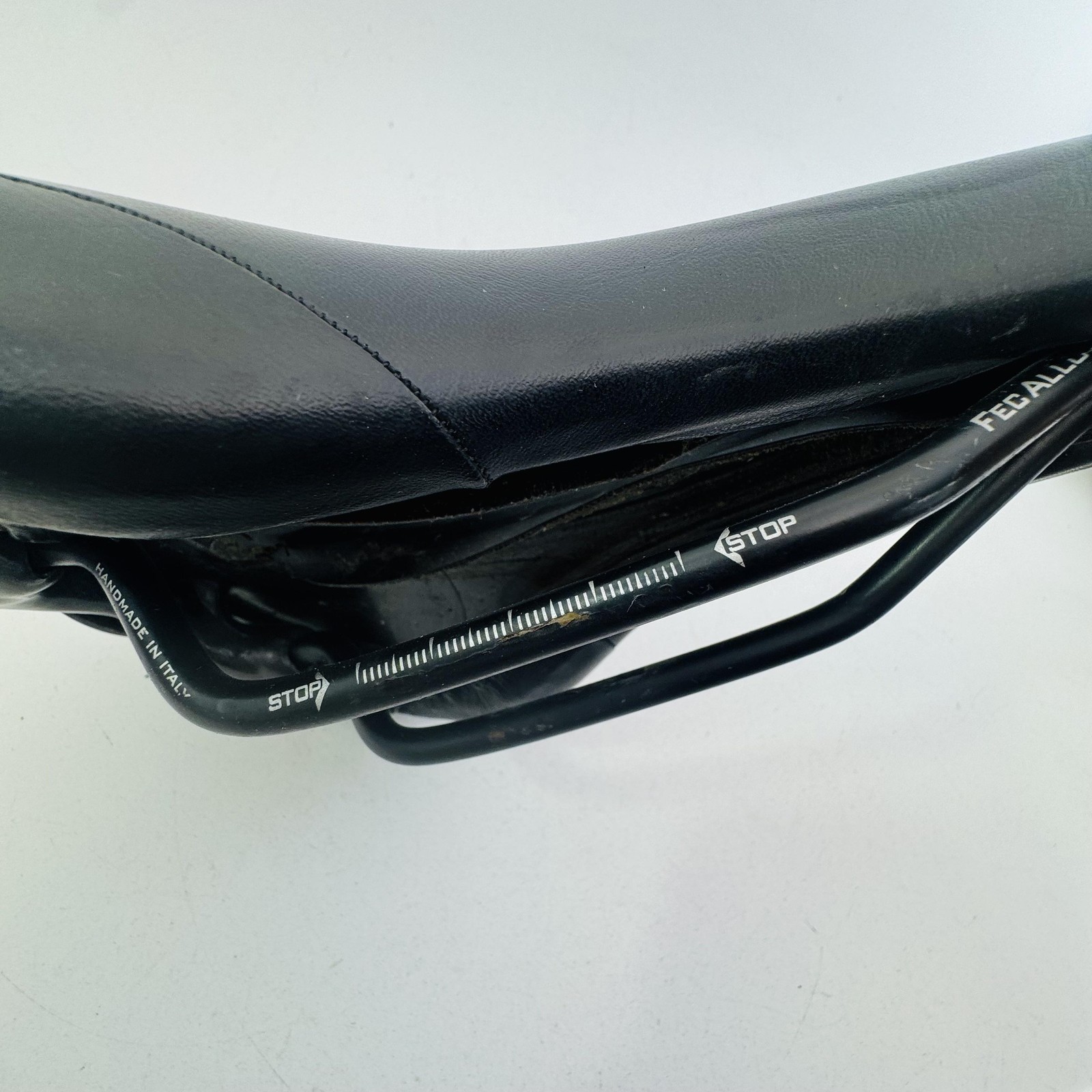Terry Bicycle Saddle Seat Black Cutaway CrMo Rails Road MTB Hybrid Bike A82