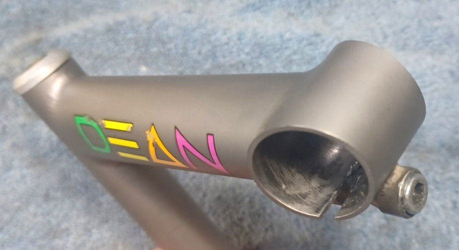 used, DEAN 125mm, 22.2mm dia. Titanium Quill Stem, Fits 26mm Bar Clamp, 1″ Fork