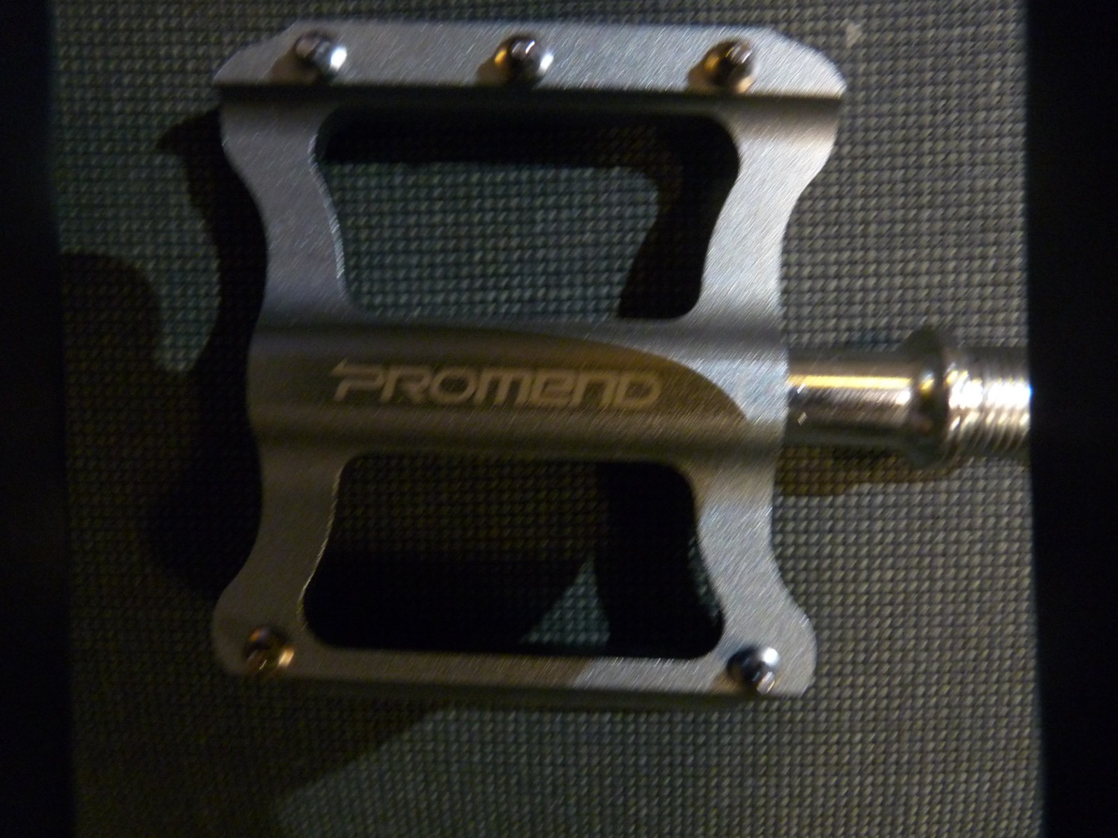 Bicycle Pedals – Aluminum – silver – Promend # PD-R41 (read)