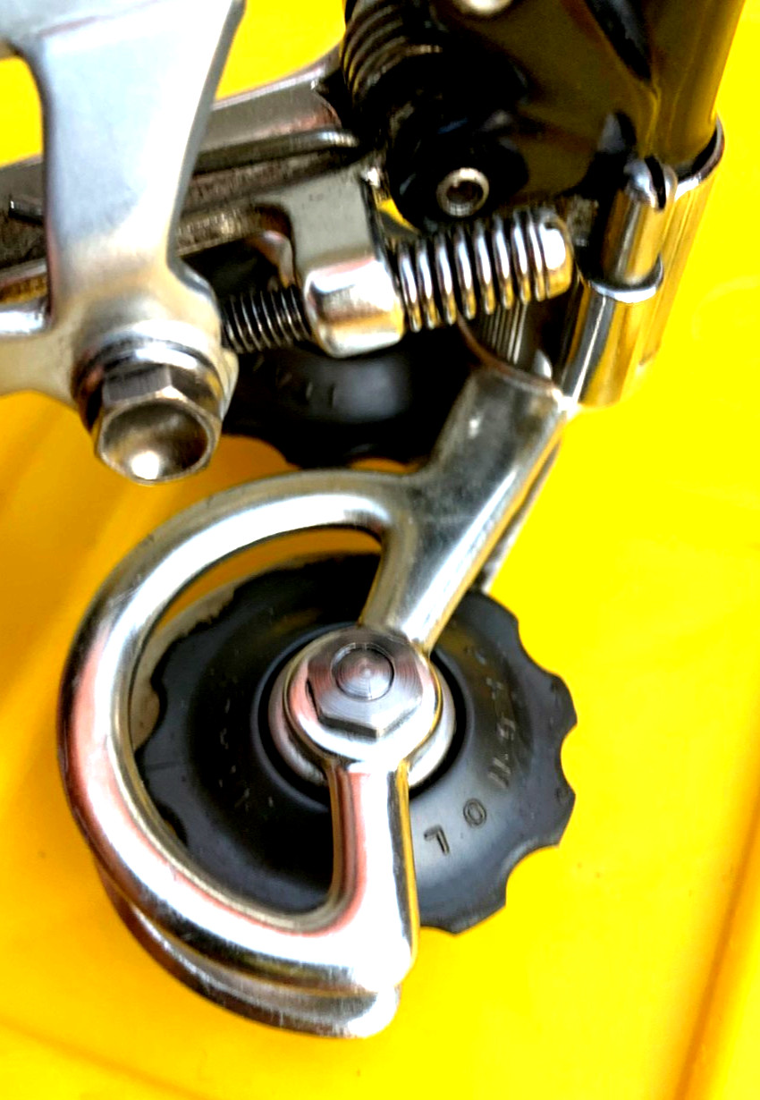 Vintage CAMPAGNOLO #4001 SUPER RECORD 5/6sp Rear Derailleur w/ Titanium Bolts