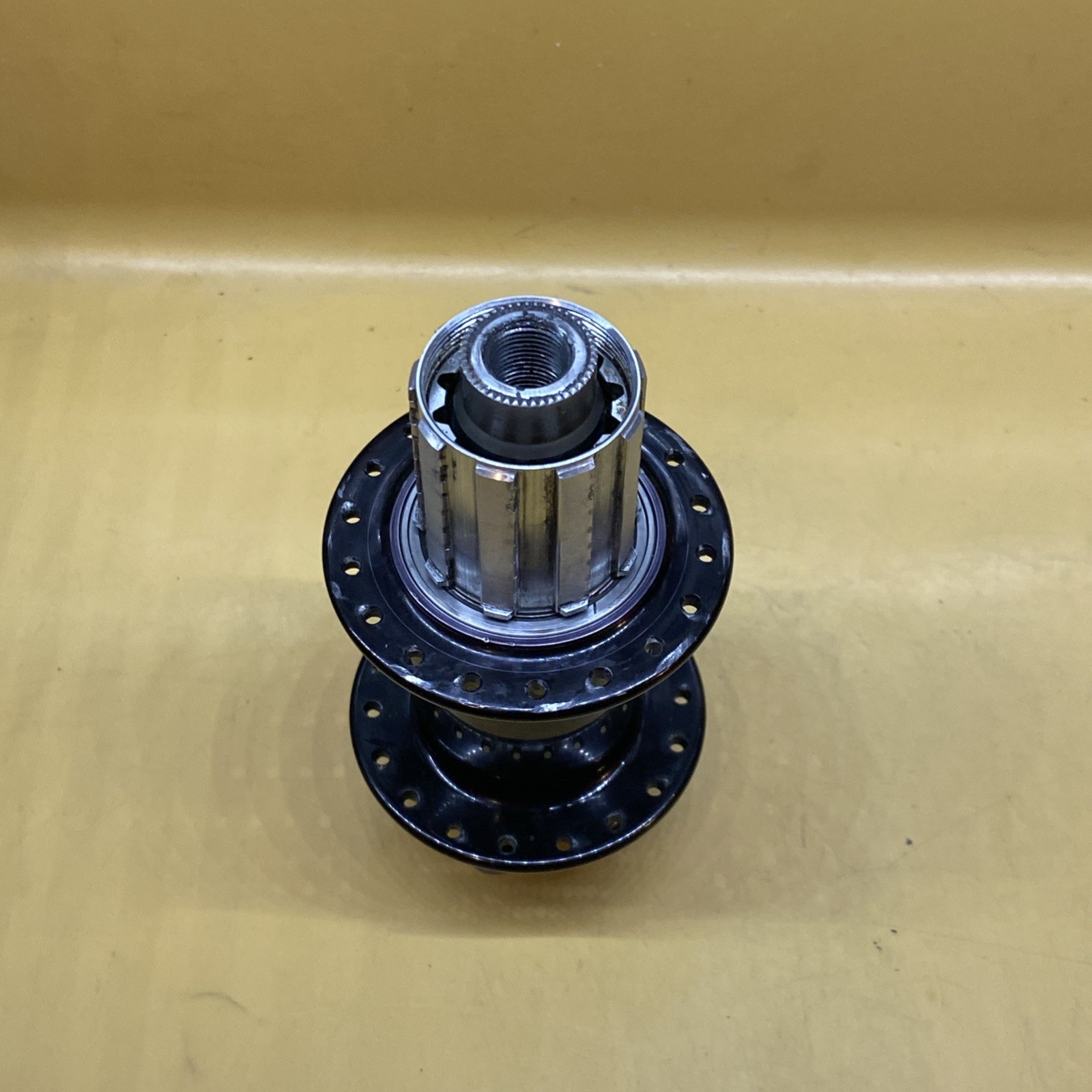 Black Chris King ISO 36h F20x110mmTA/R10x135mm Bolt-On,QR or 142mmTA Disc Hubset