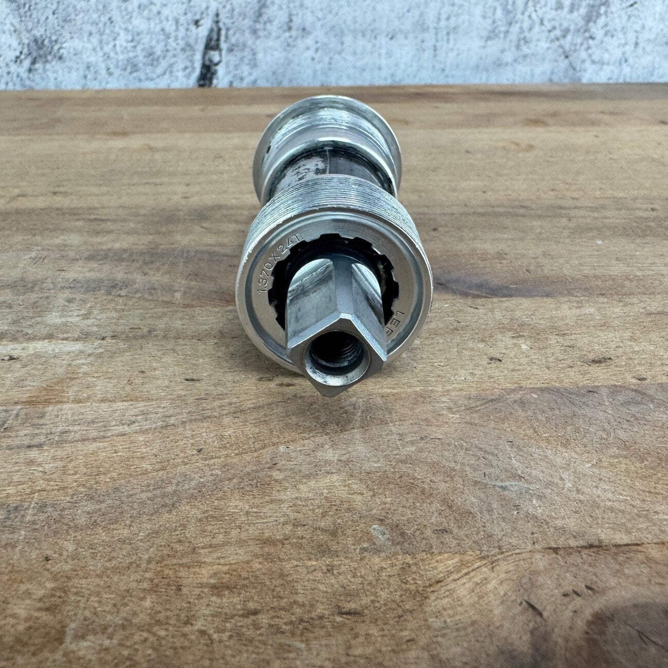 Campagnolo Record 1.37x24T Italian Threaded 102mm Square Taper Bottom Bracket