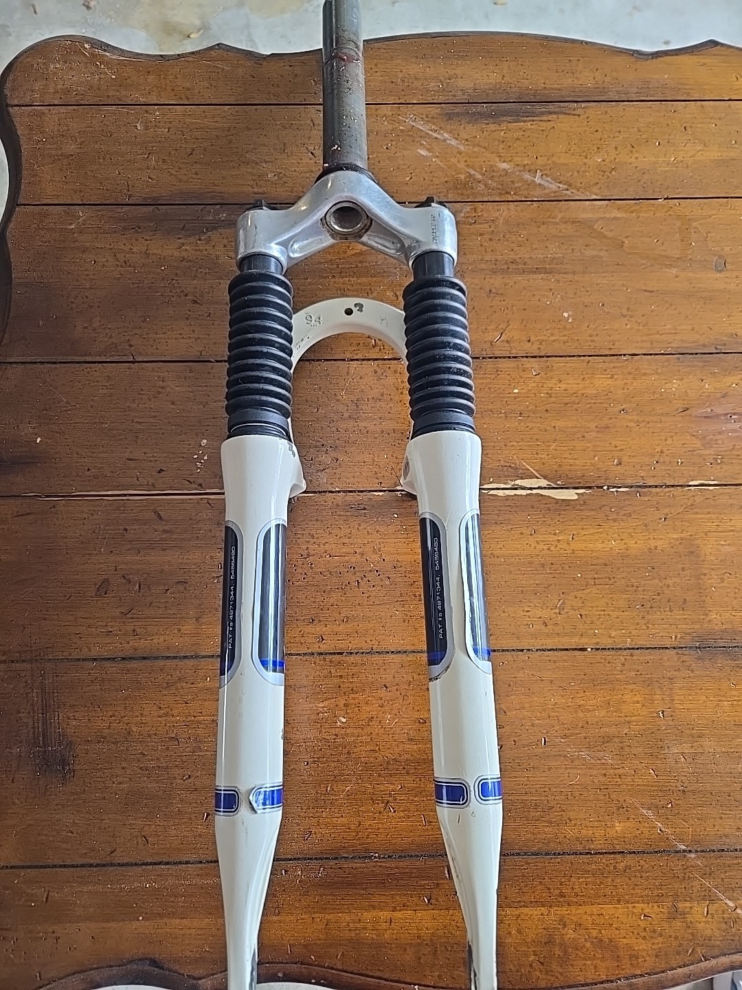 Vintage RockShox Indy C Suspension Fork 1 1/8 Threadless ,7 3/16” Steerer