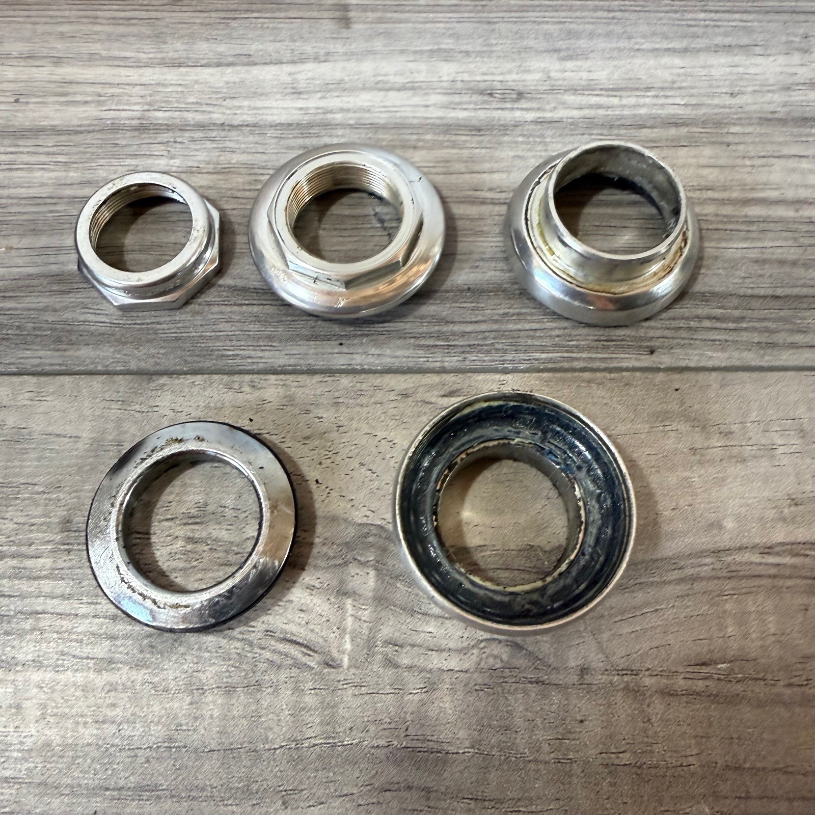 Campagnolo Athena Threaded Headset 1-inch Italian