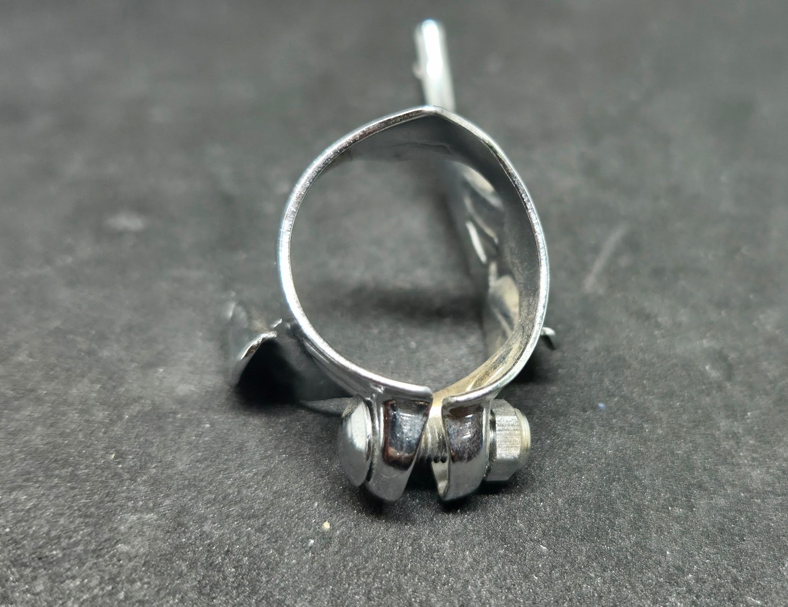 NOS ZEUS DOWN-TUBE CABLE GUIDE FOR DOUBLE