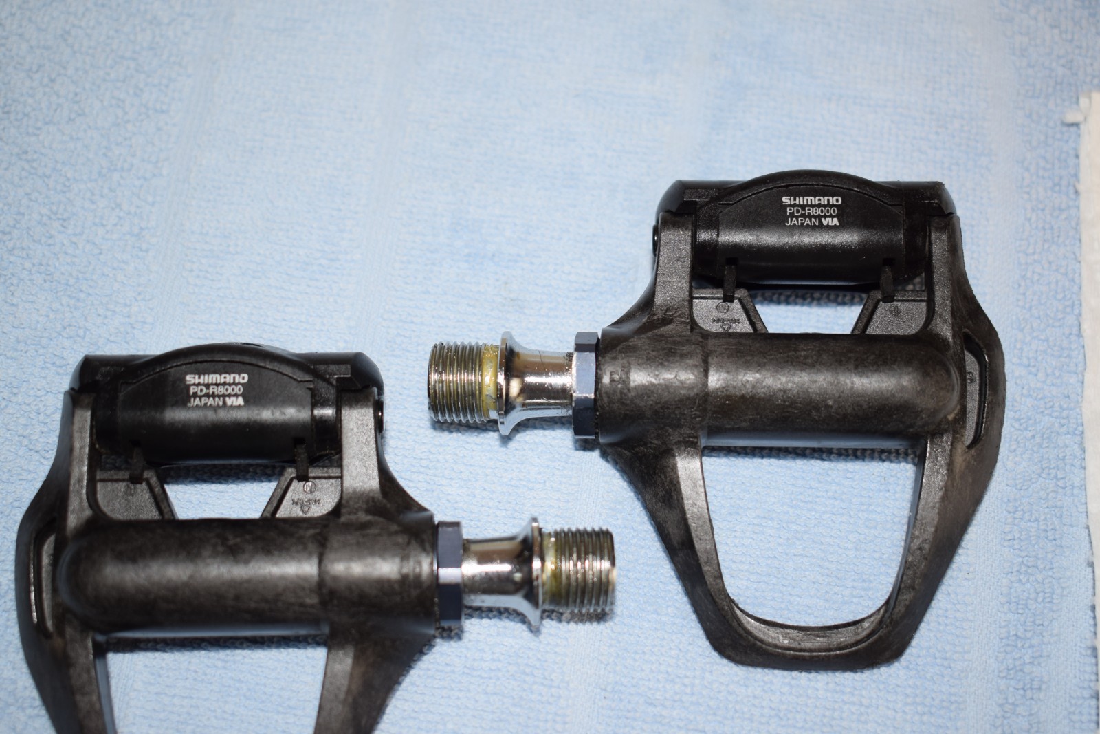 Shimano Ultegra PD-R8000 SPD Clipless Pedals with Cleats and Pedal Spacers