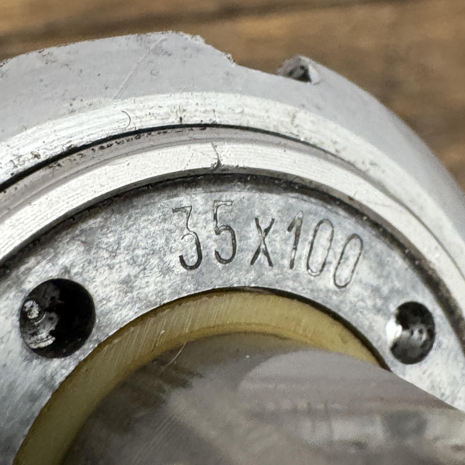 Vintage Stronglight Bottom Bracket 35×1.00 French Titanium 124mm Square FIXE