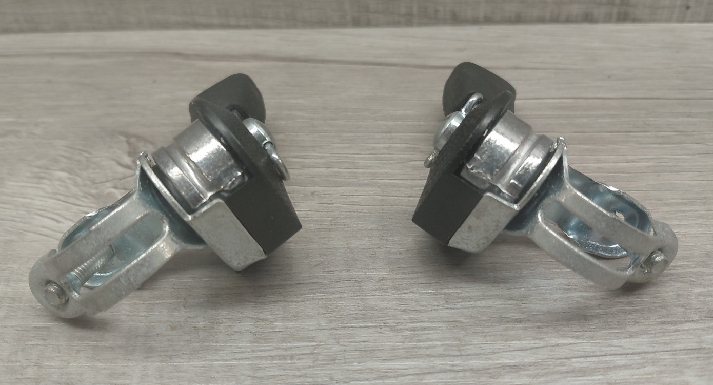 Vintage SunRace Power Friction Bicycle Thumb Shifters 5/6/7 Sp Pair Black/Silver