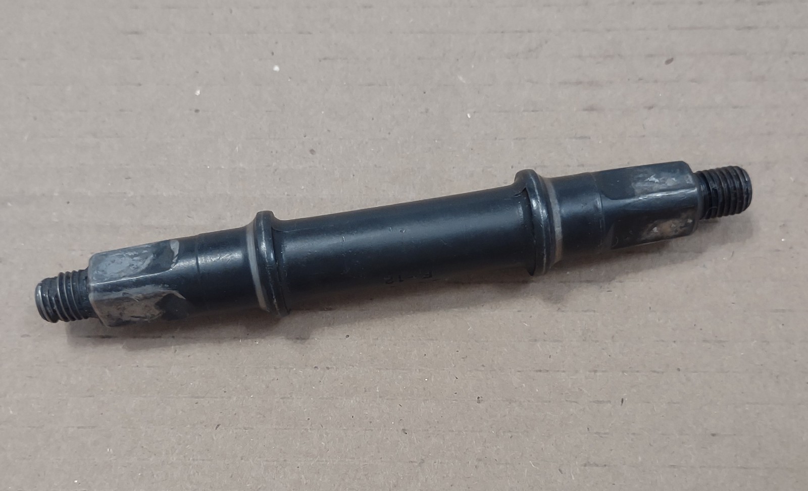 Vintage Bike Bottom Bracket Axle Spindle 5P-119 mm Size Biking