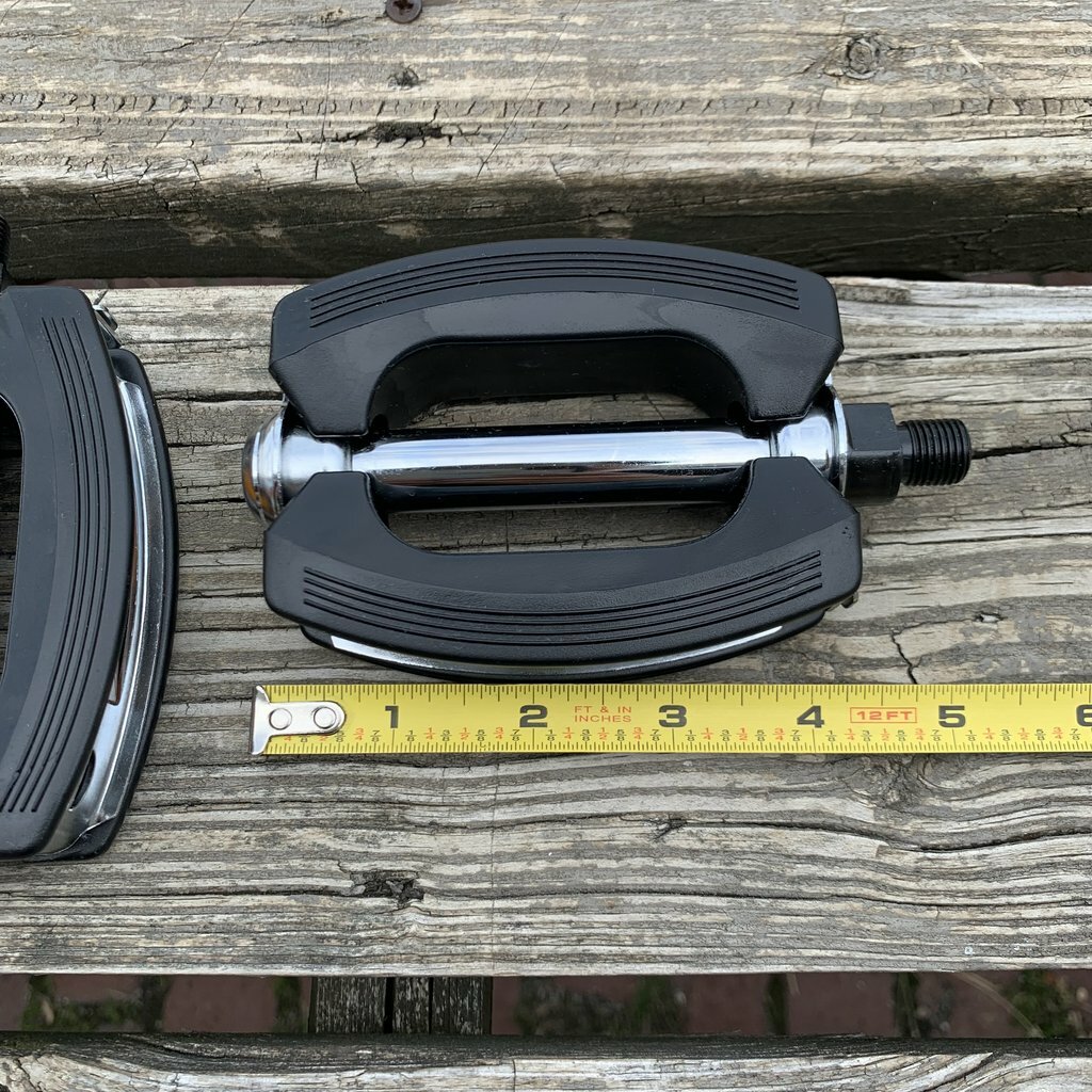 BICYCLE BOW PEDALS QUALITY FITS SCHWINN STINGRAYS CORVETTE TYPHOON SEARS OTHERS