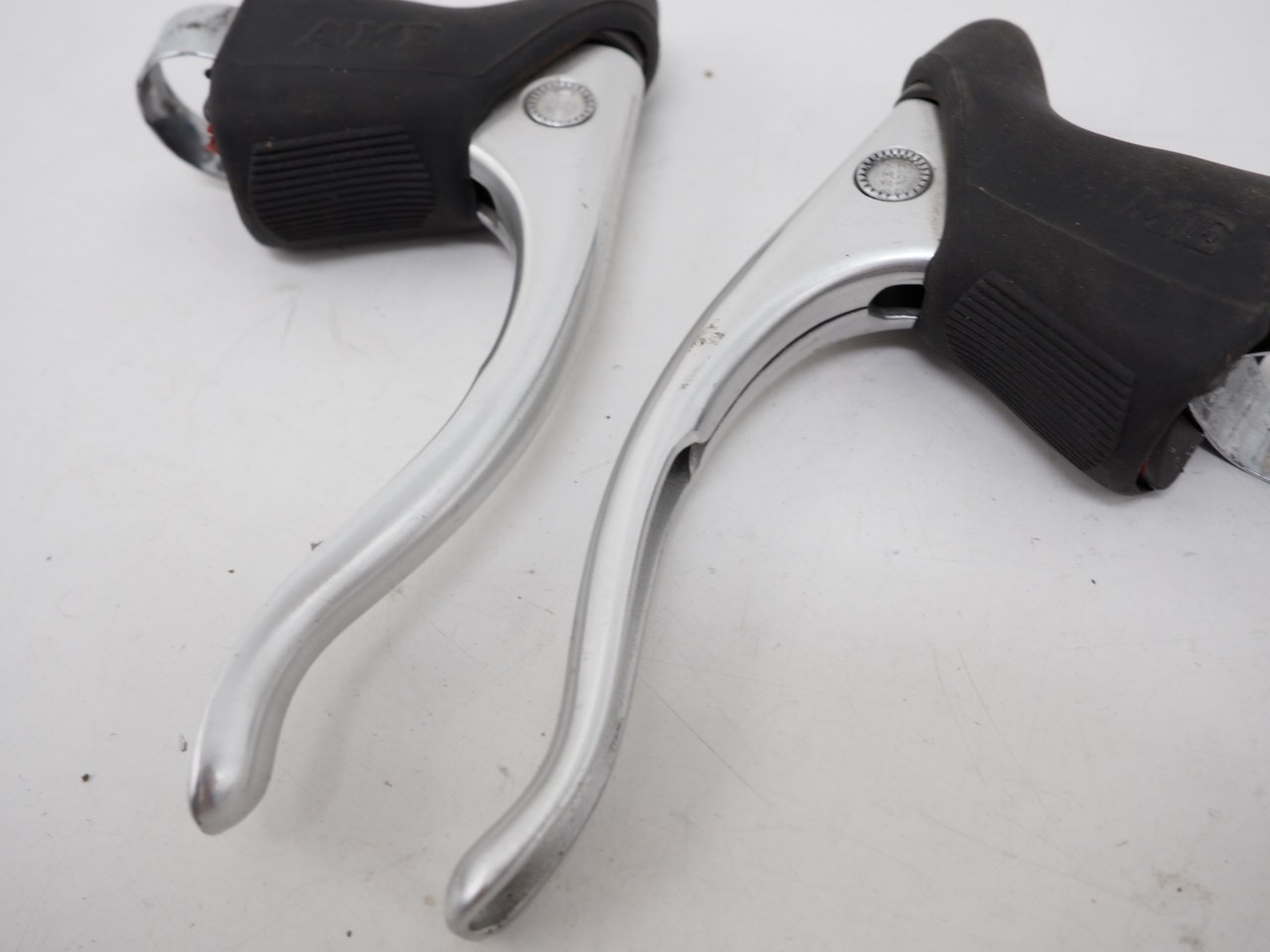 Campagnolo Nuovo Record Road Brake Lever Pair Set Non-Aero Black/Silver