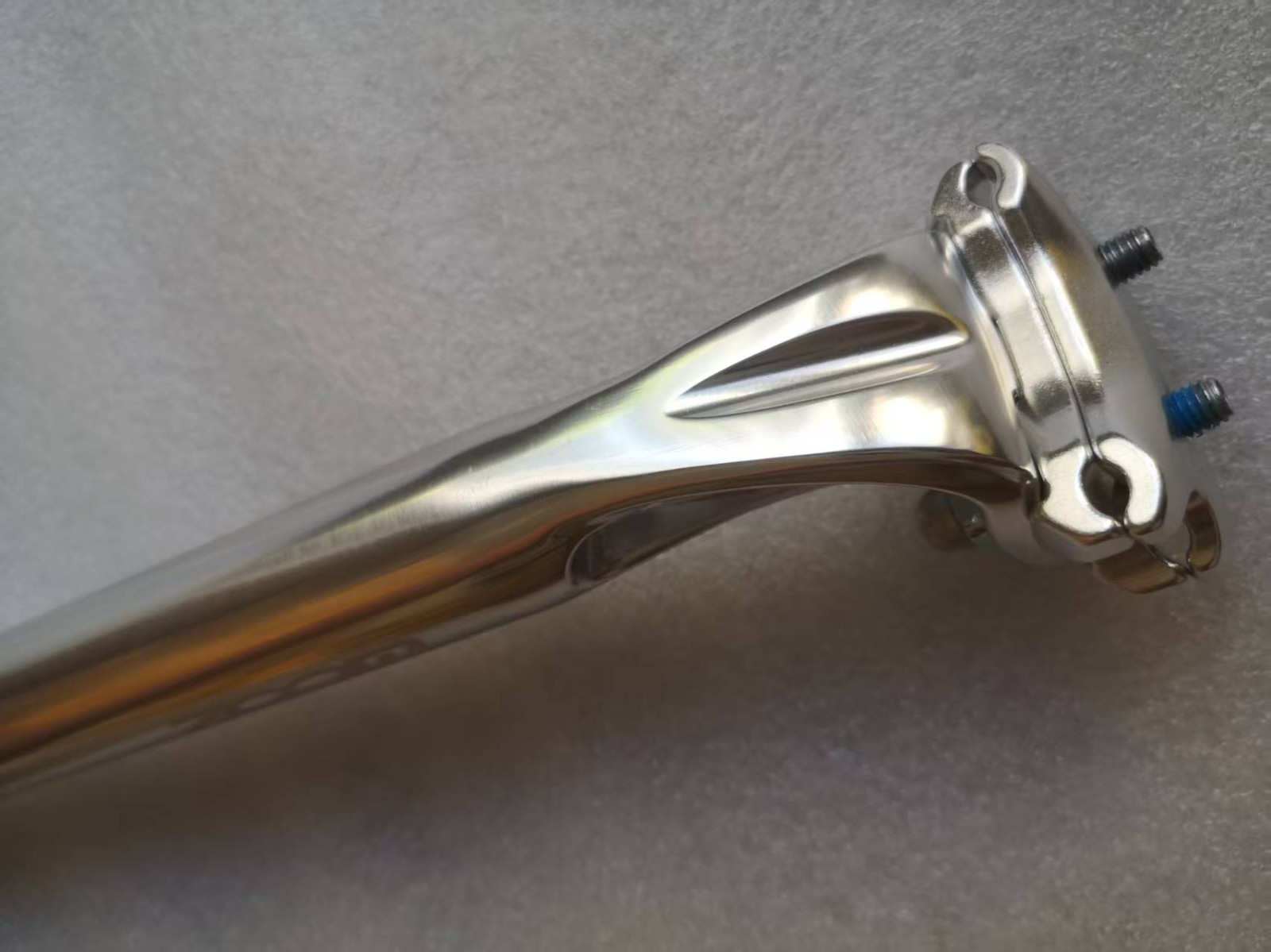 VINTAGE ZOOM SEATPOST SEAT POST AERO 27.2MM X 300MM ROAD MTB TOURING BIKE 270G