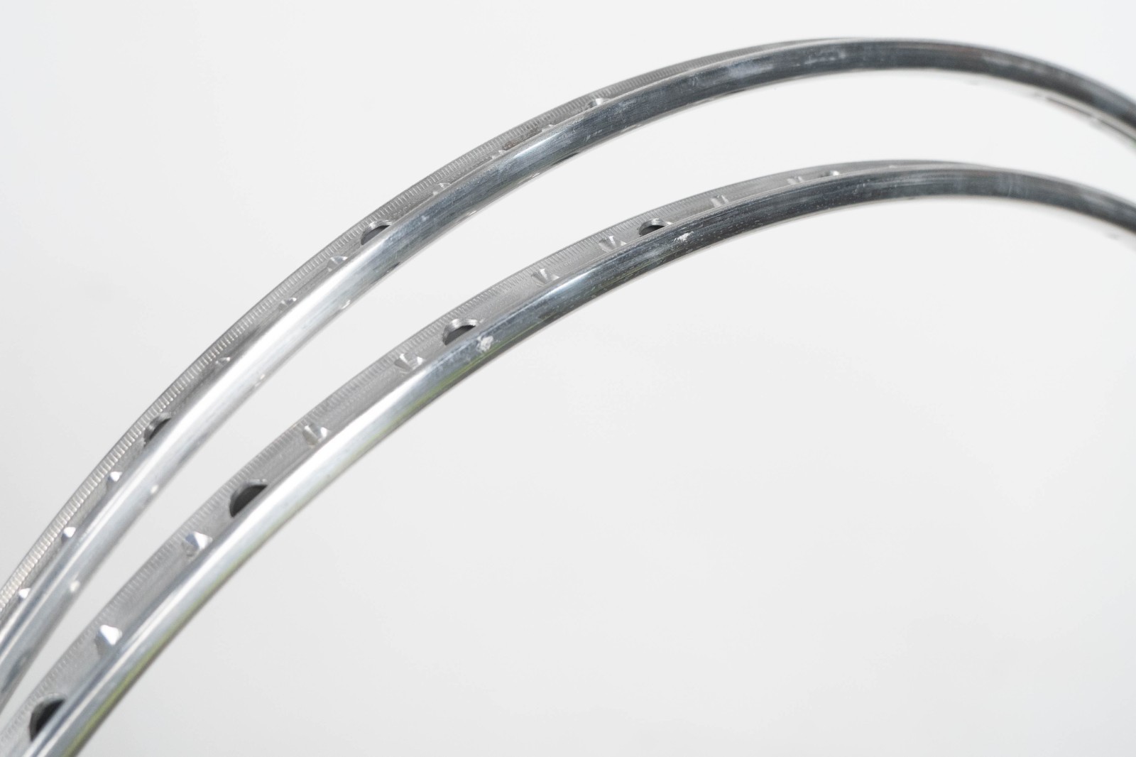 NOS NISI COUNTACH TUBULAR RIMS 28″ 700c 32 28 VINTAGE ROAD BICYCLE SILVER