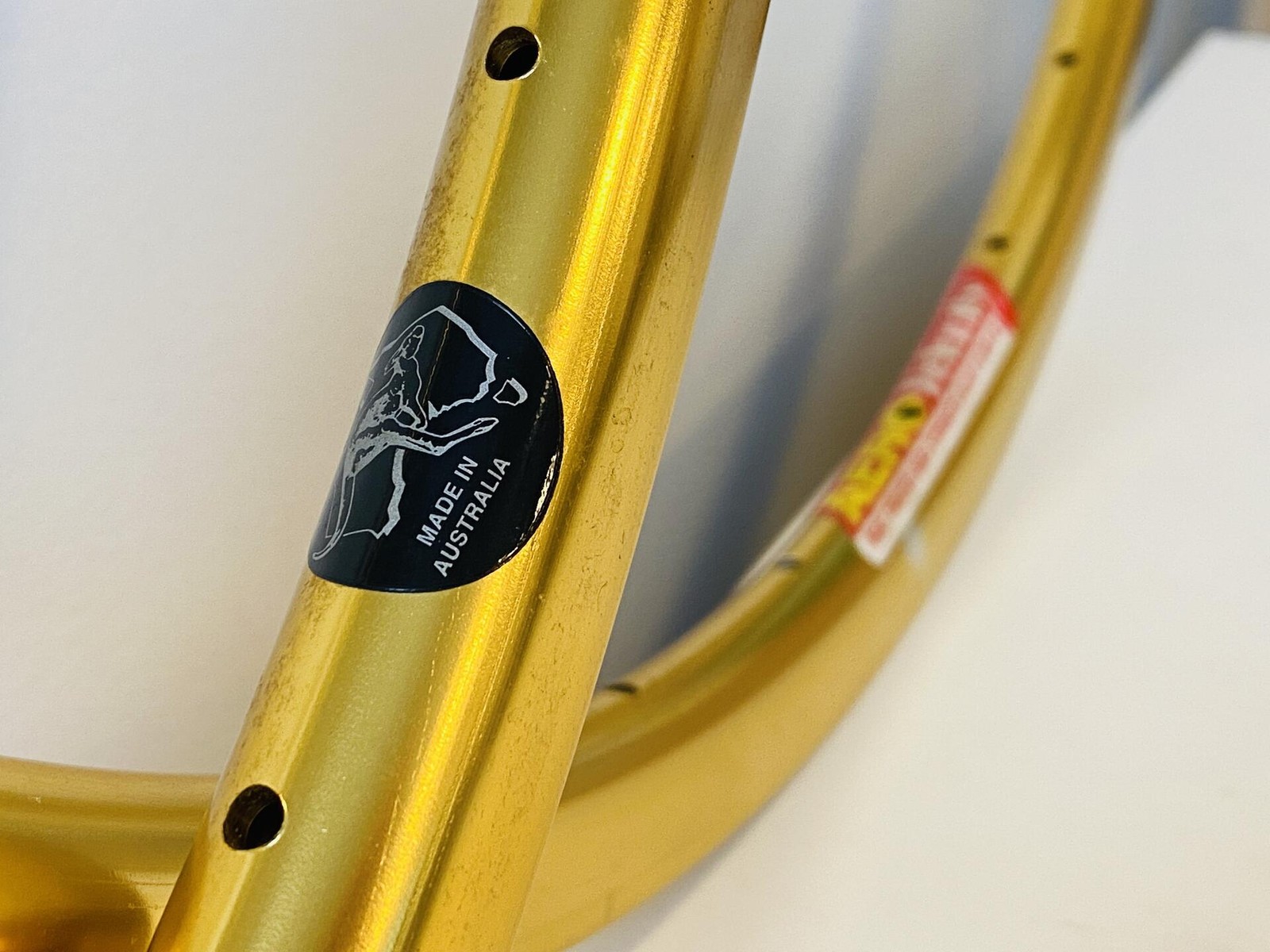 Velocity AERO 700c Rim Set 32h Gold Anodized – Made in Australia