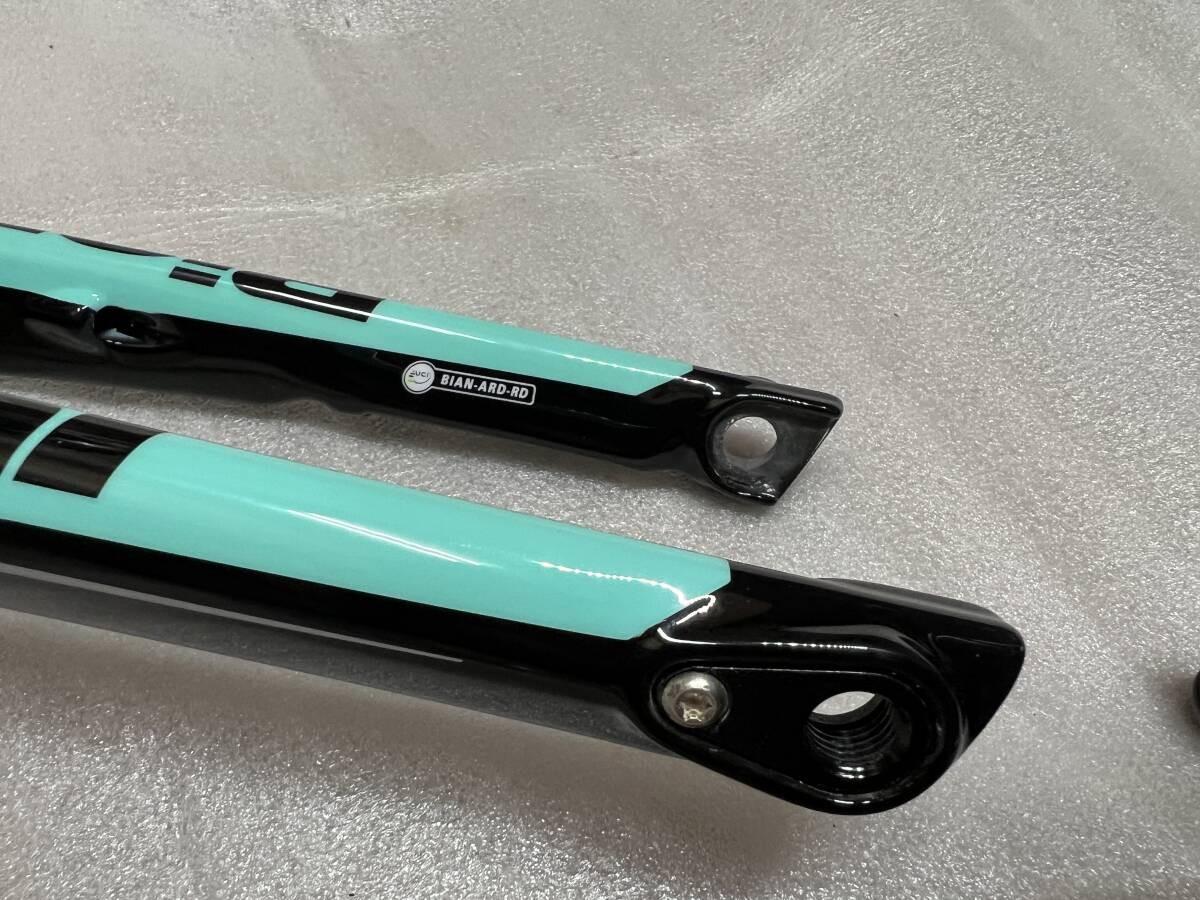 Bianchi Aria Disc Full Carbon Fork 700c 1-1/8 to 1-1/4 Tapered 12x100mm Gloss
