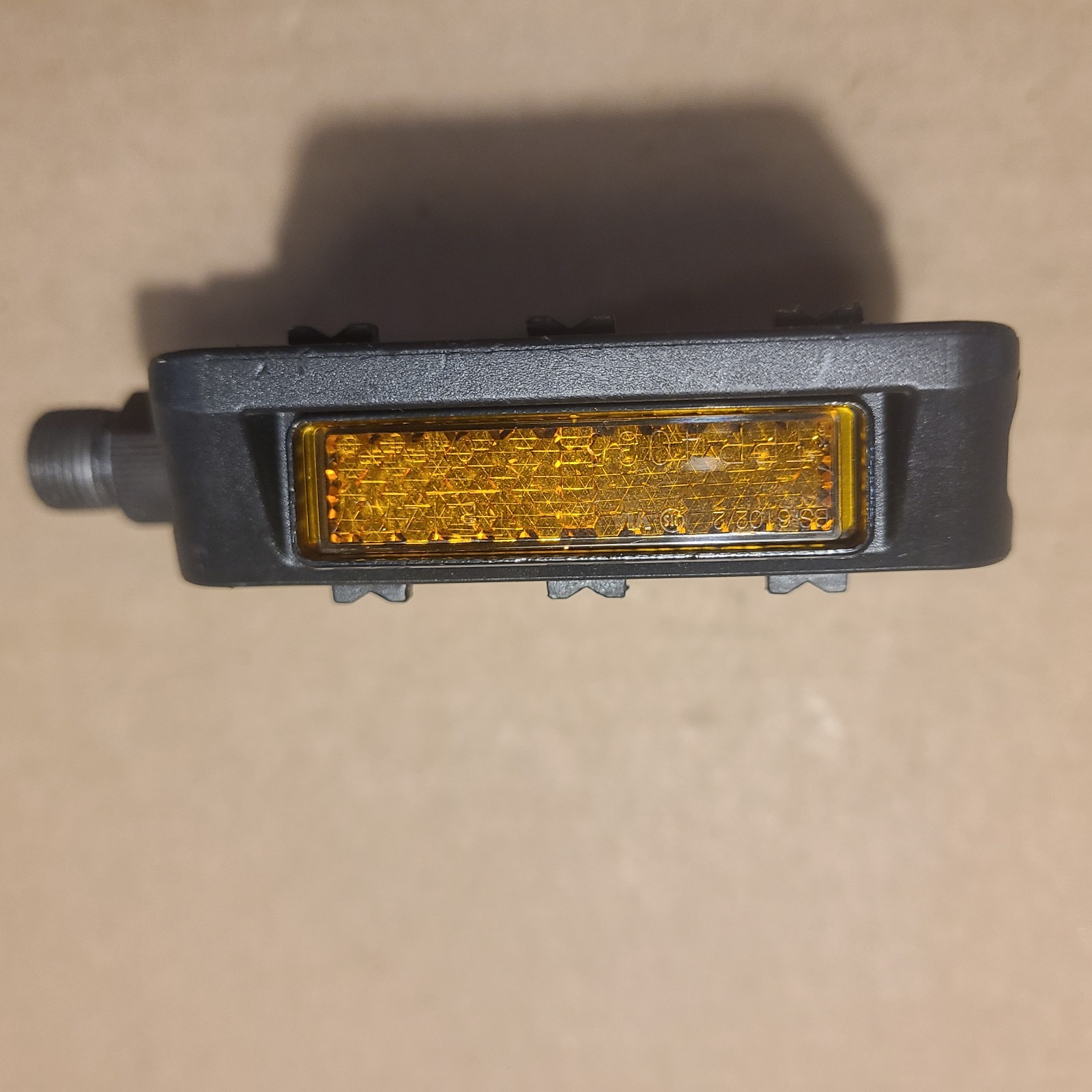Wellgo K20410 Single LEFT Replacement Bike Pedal 9/16 Black Resin NOS Cateye