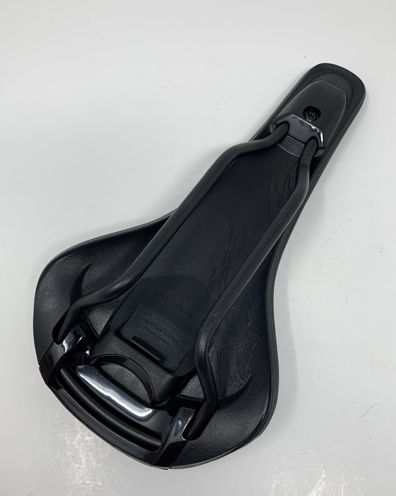 Fizik Taiga Regular Saddle New Take Off
