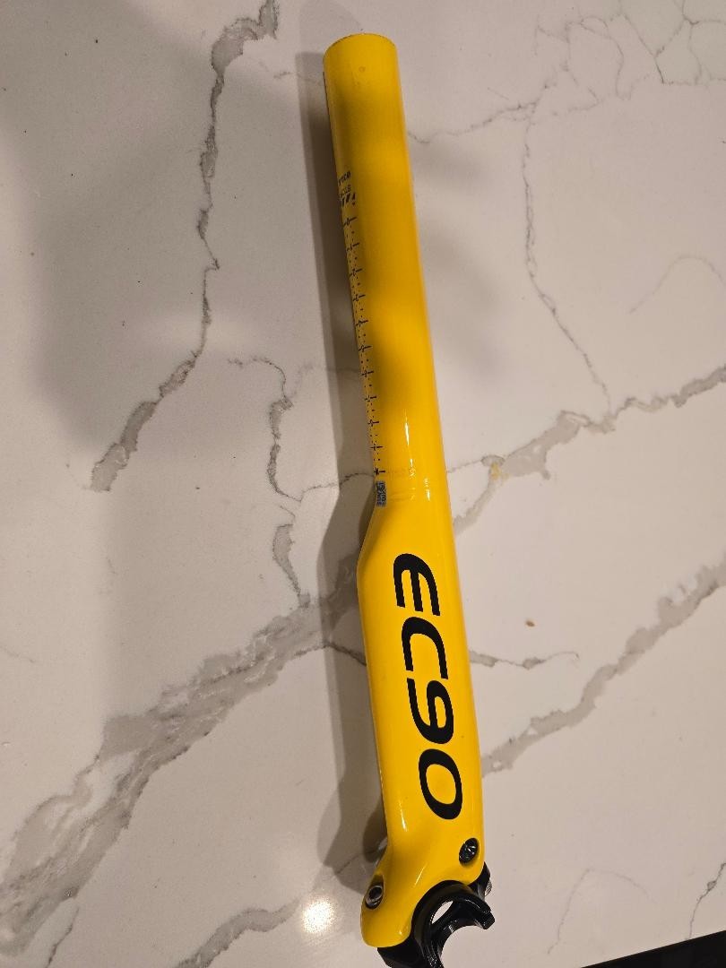 EC90 Yellow Carbon Fiber Bicycle Seat Post Mountain Bike Seatpost /30.8/350mm