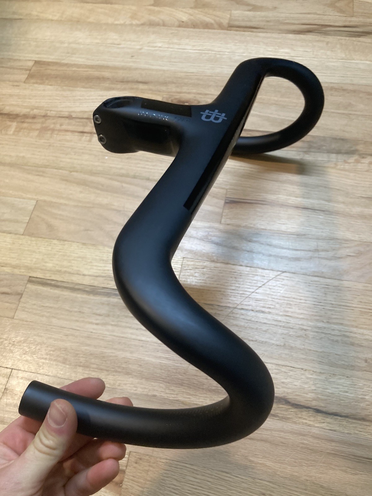 Black Inc integrated handlebar 90 mm x 42 cm road gravel bike carbon barstem