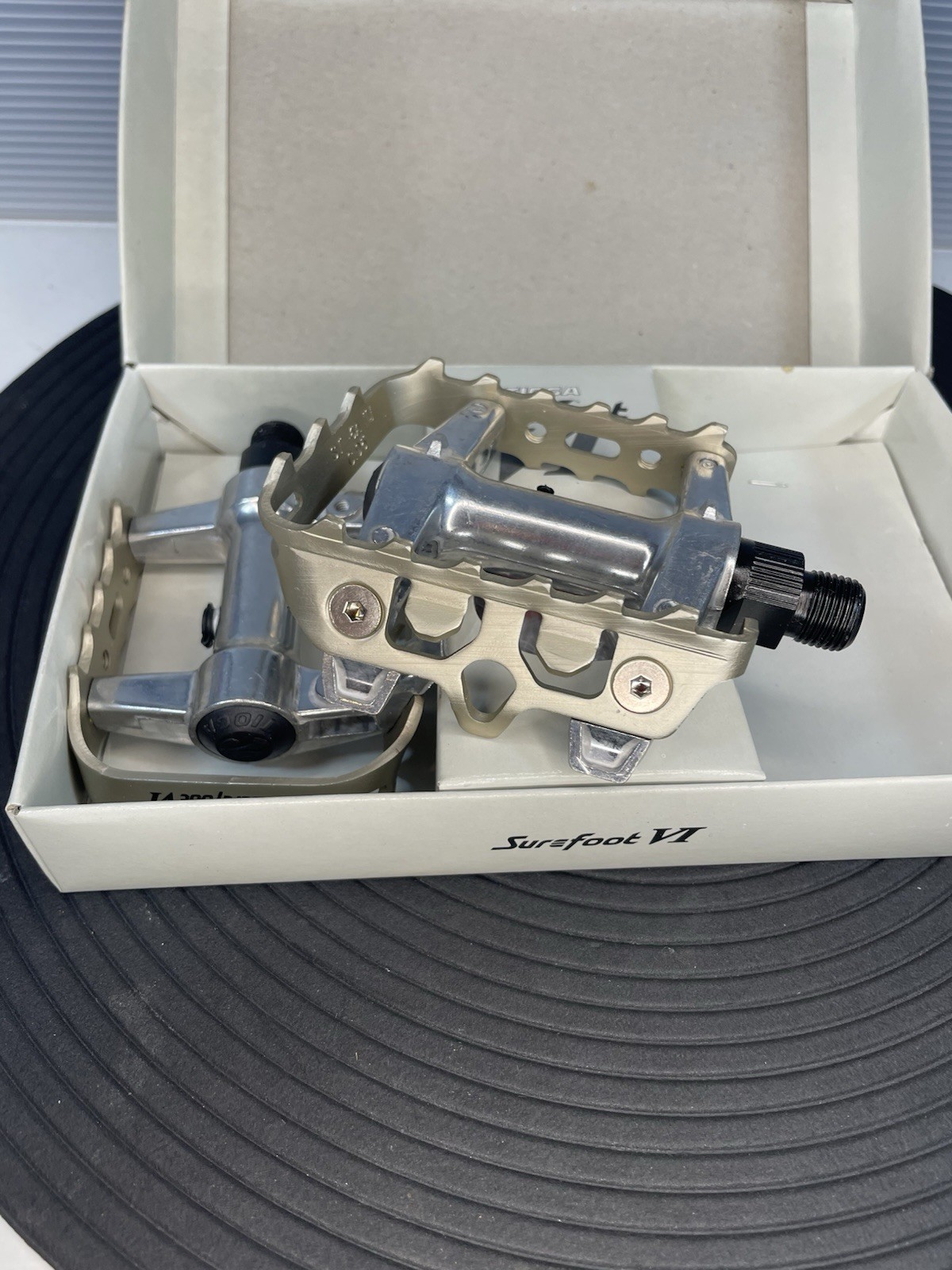 GREASE GUARD Vintage NOS Tioga Surefoot VI ATB MTB Pedals NEW 9/16″ Klunker BMX