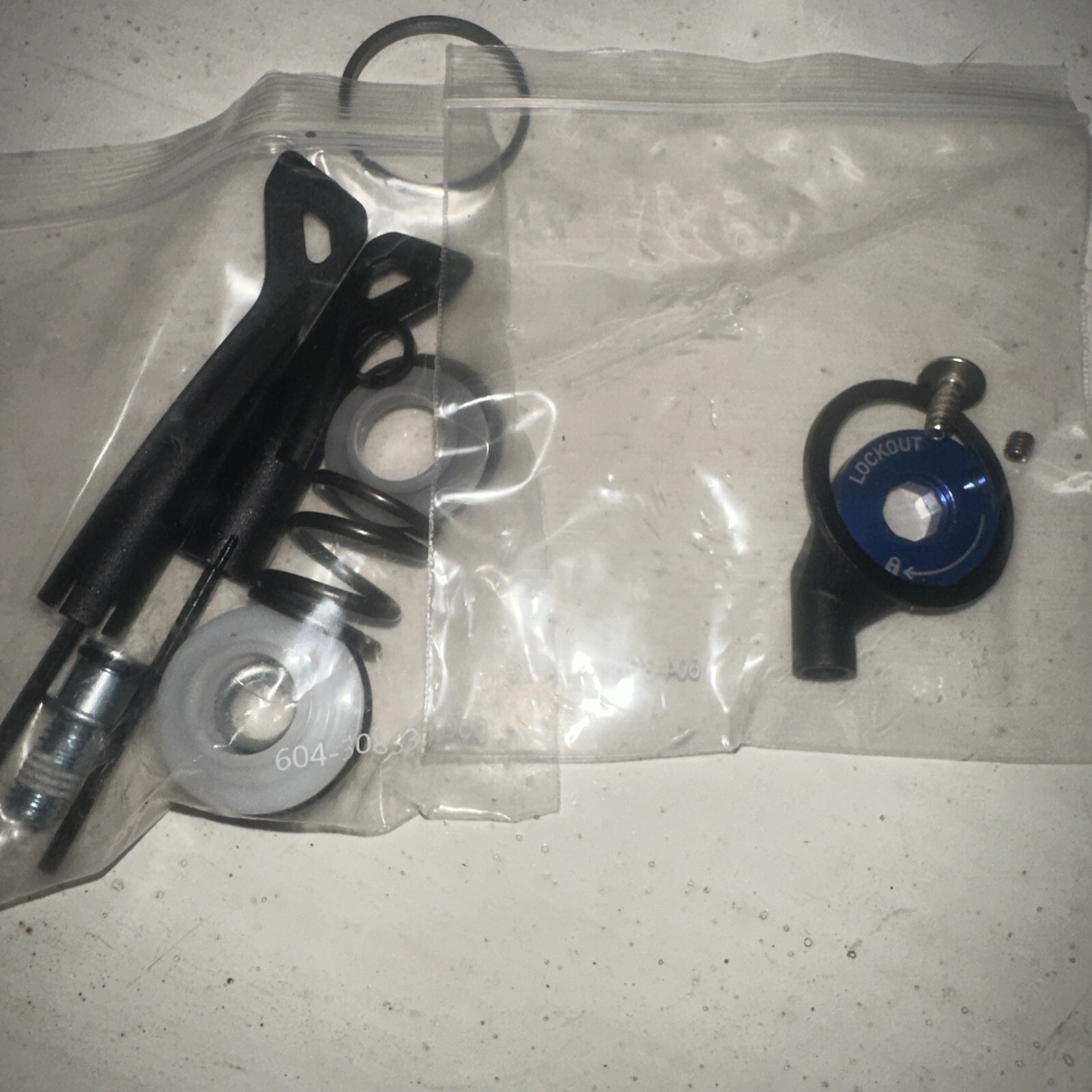 RockShox TK Remote Damper 17mm Cable Pull for 100mm travel XC30 A1-A3/30 Silver