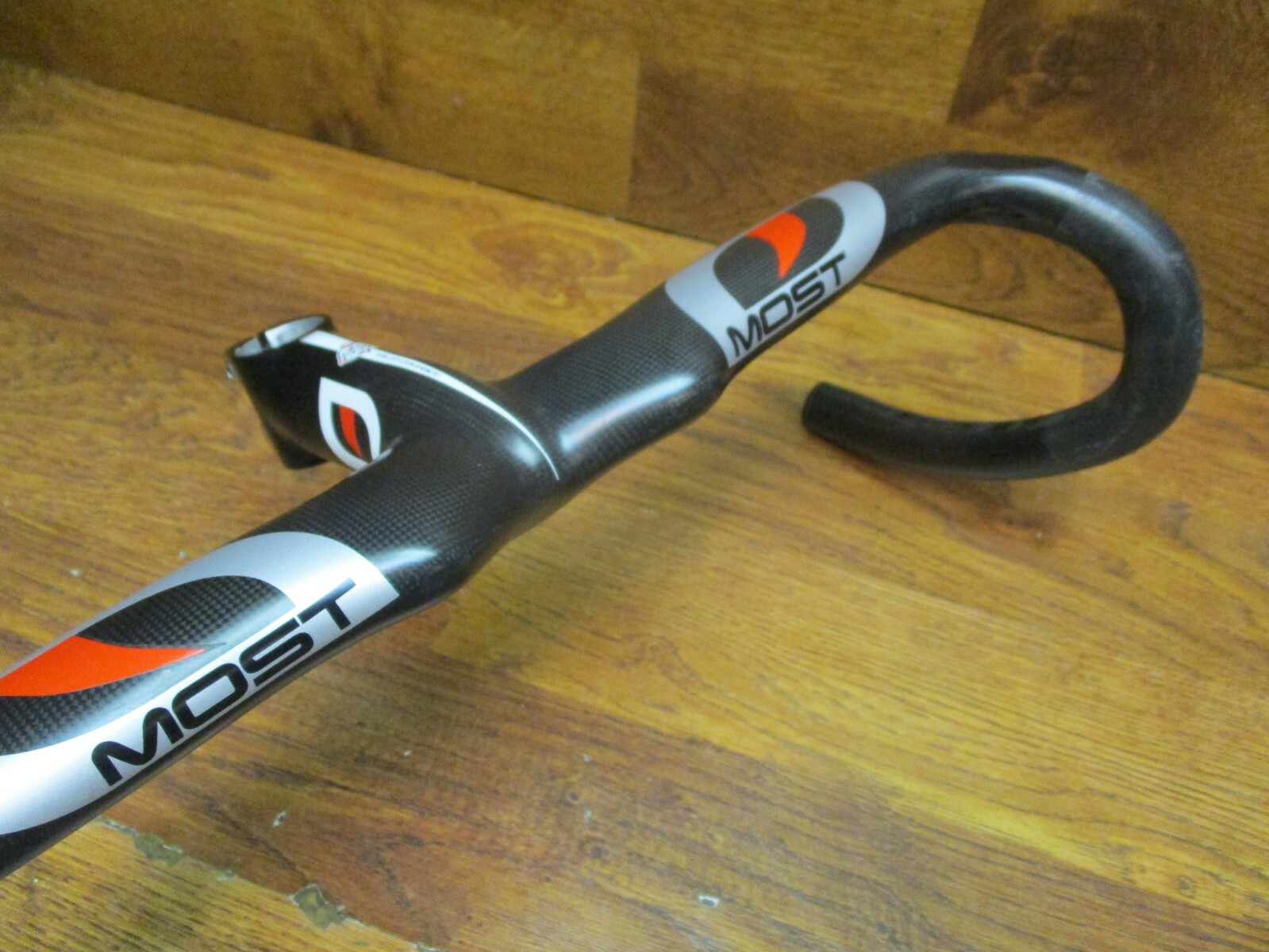 NEW MOST 1 1/8 x 110 x 44W CARBON FLAT TOP AERO DROP HANDLEBAR & INTEGRATED STEM